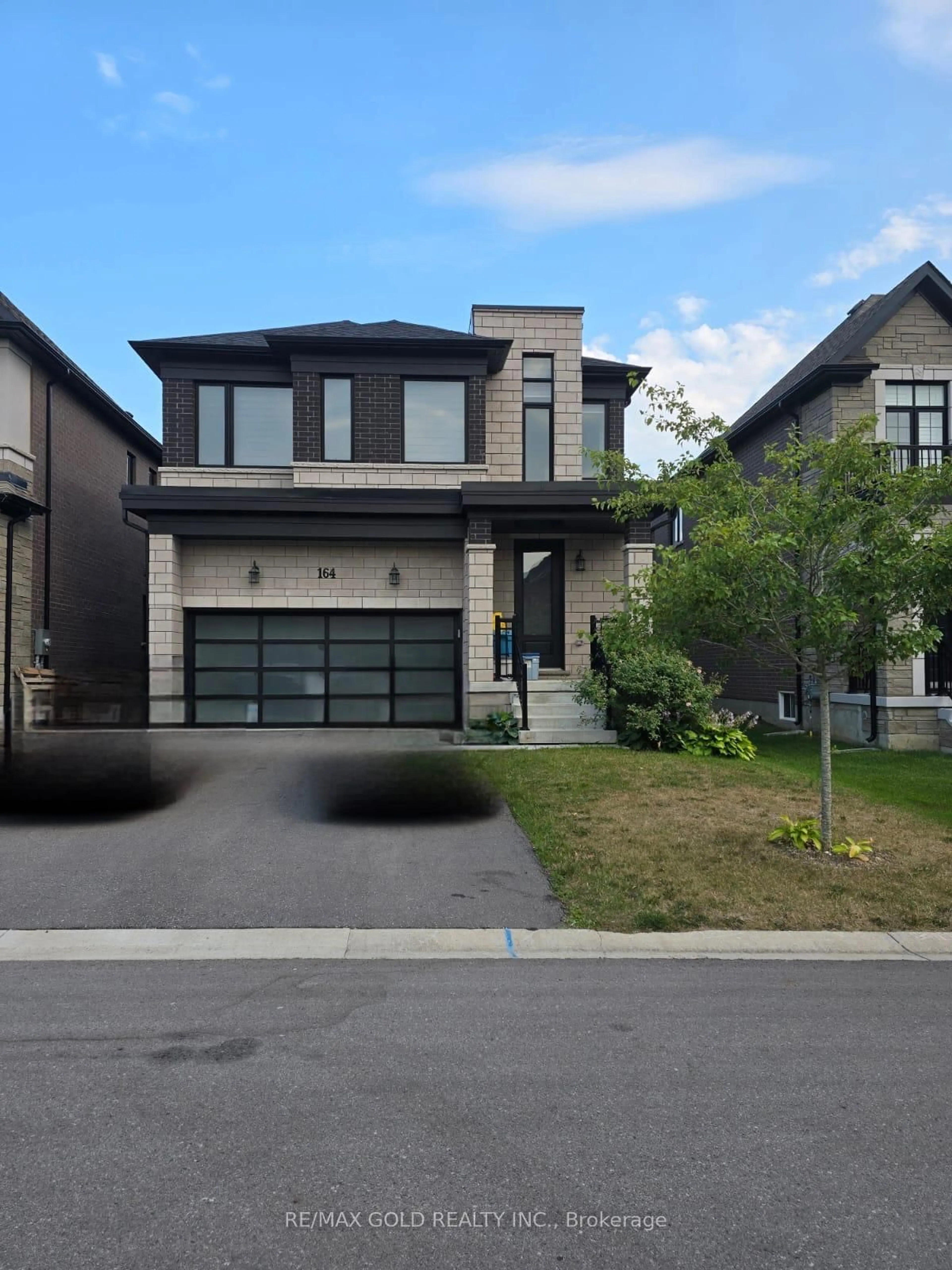 Home with brick exterior material, street for 164 Silverwood Cres, Woodstock Ontario N4T 0M6