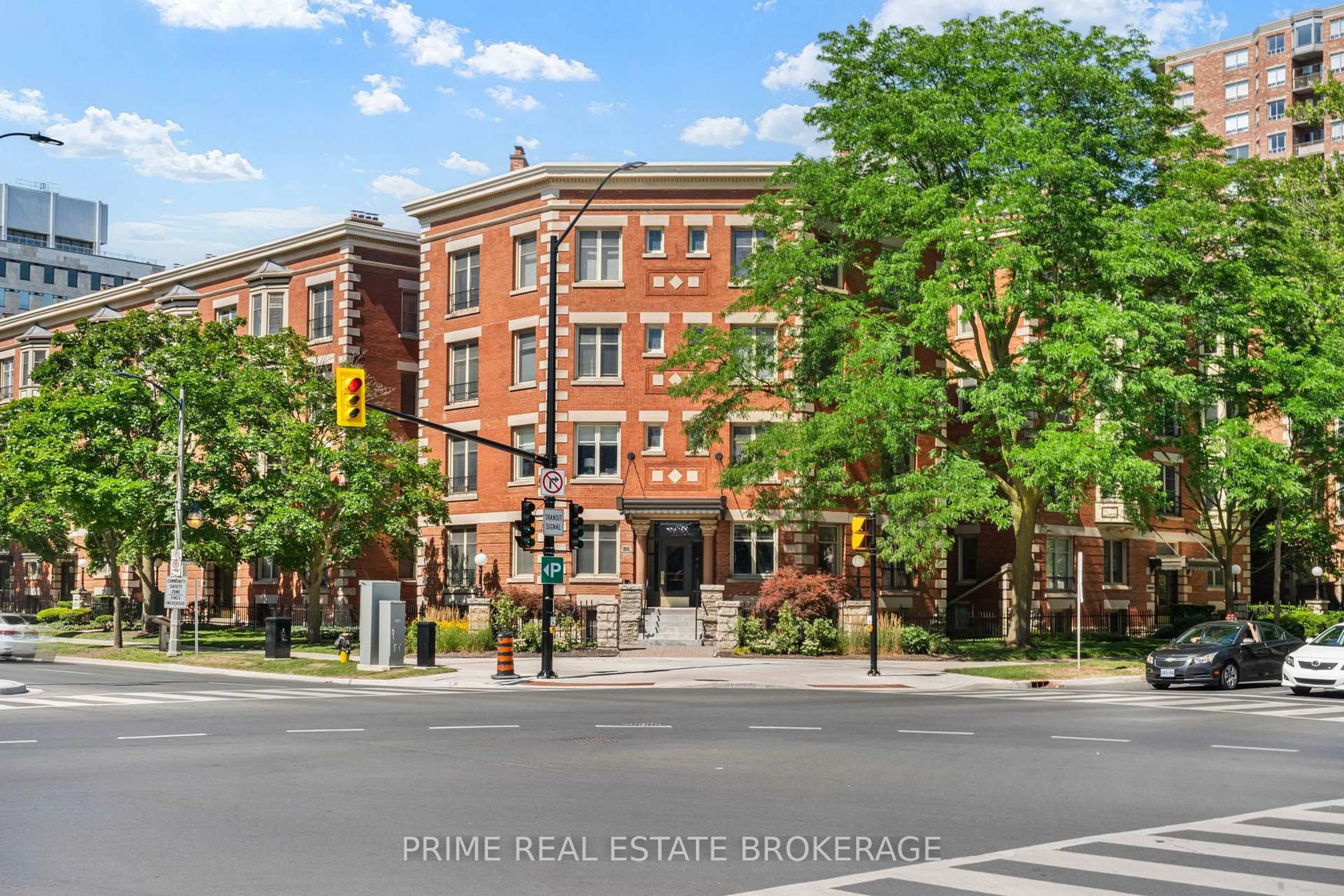Home with brick exterior material, street for 460 Wellington St #304, London East Ontario N6A 3P8