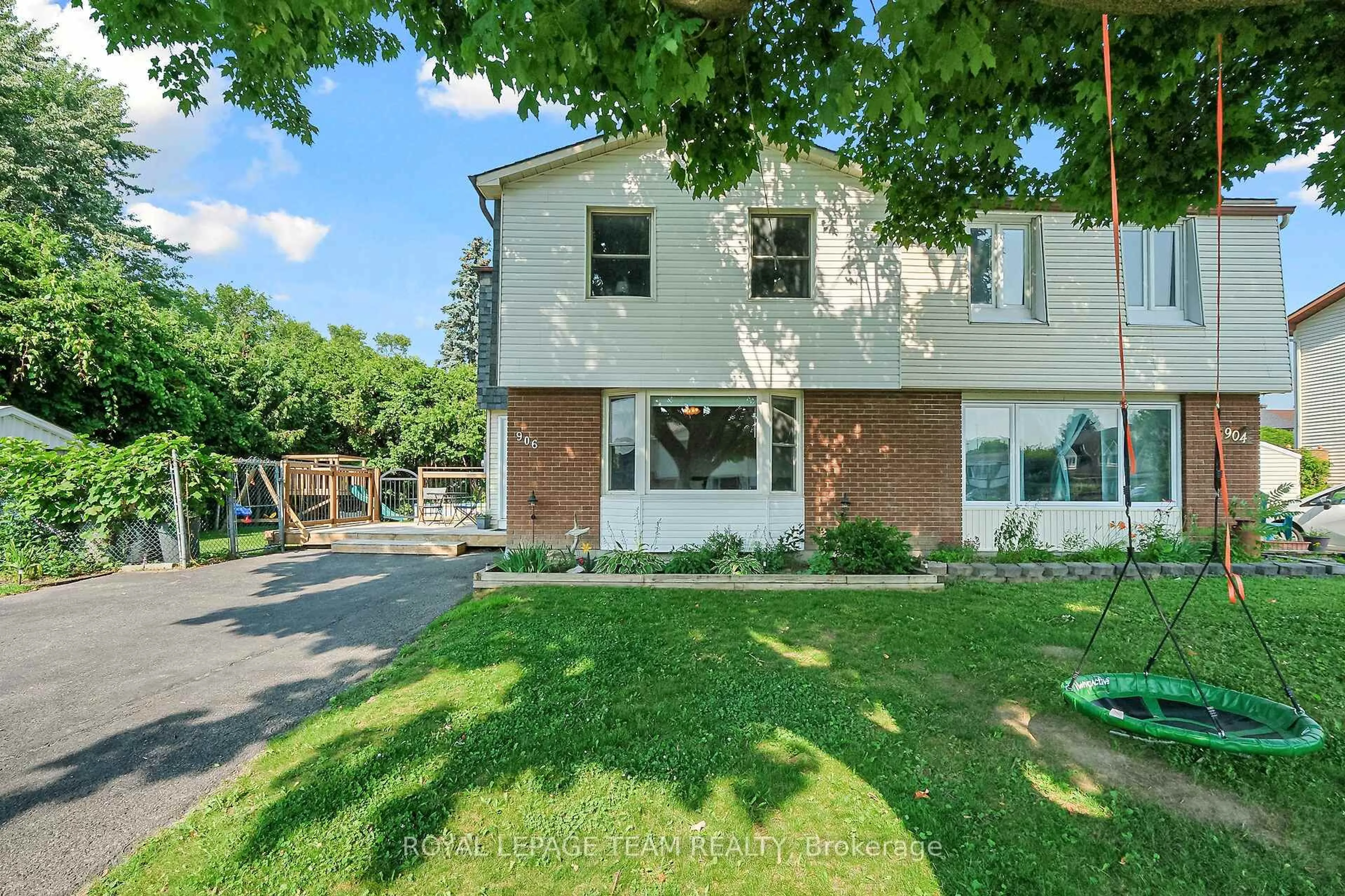 Unknown for 906 Borland Dr, Ottawa Ontario K1E 1X5