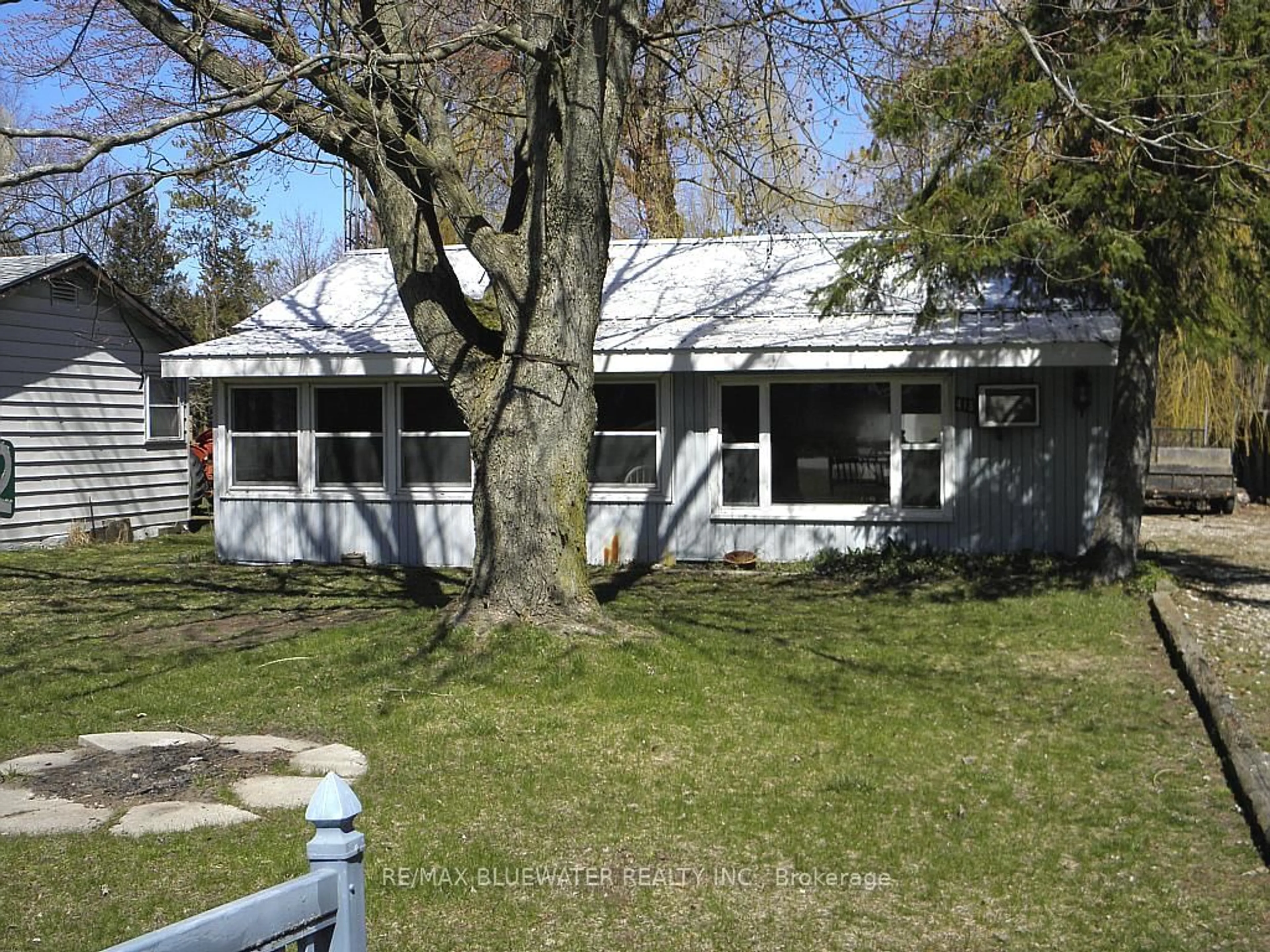 Unknown for 6342 London Rd, Lambton Shores Ontario N0N 1J1