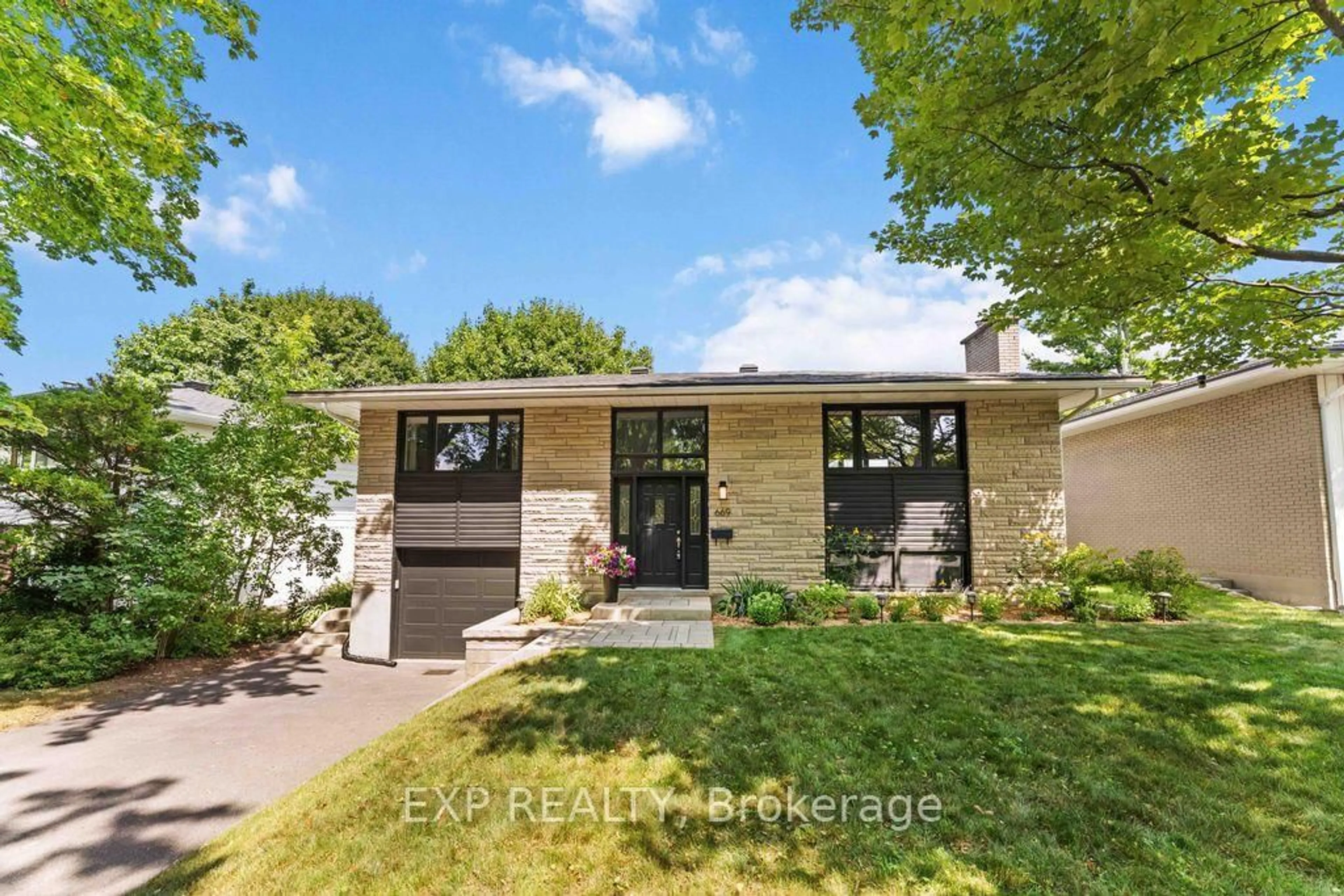 Home with brick exterior material, street for 669 Farmington Ave, Ottawa Ontario K1V 7H4