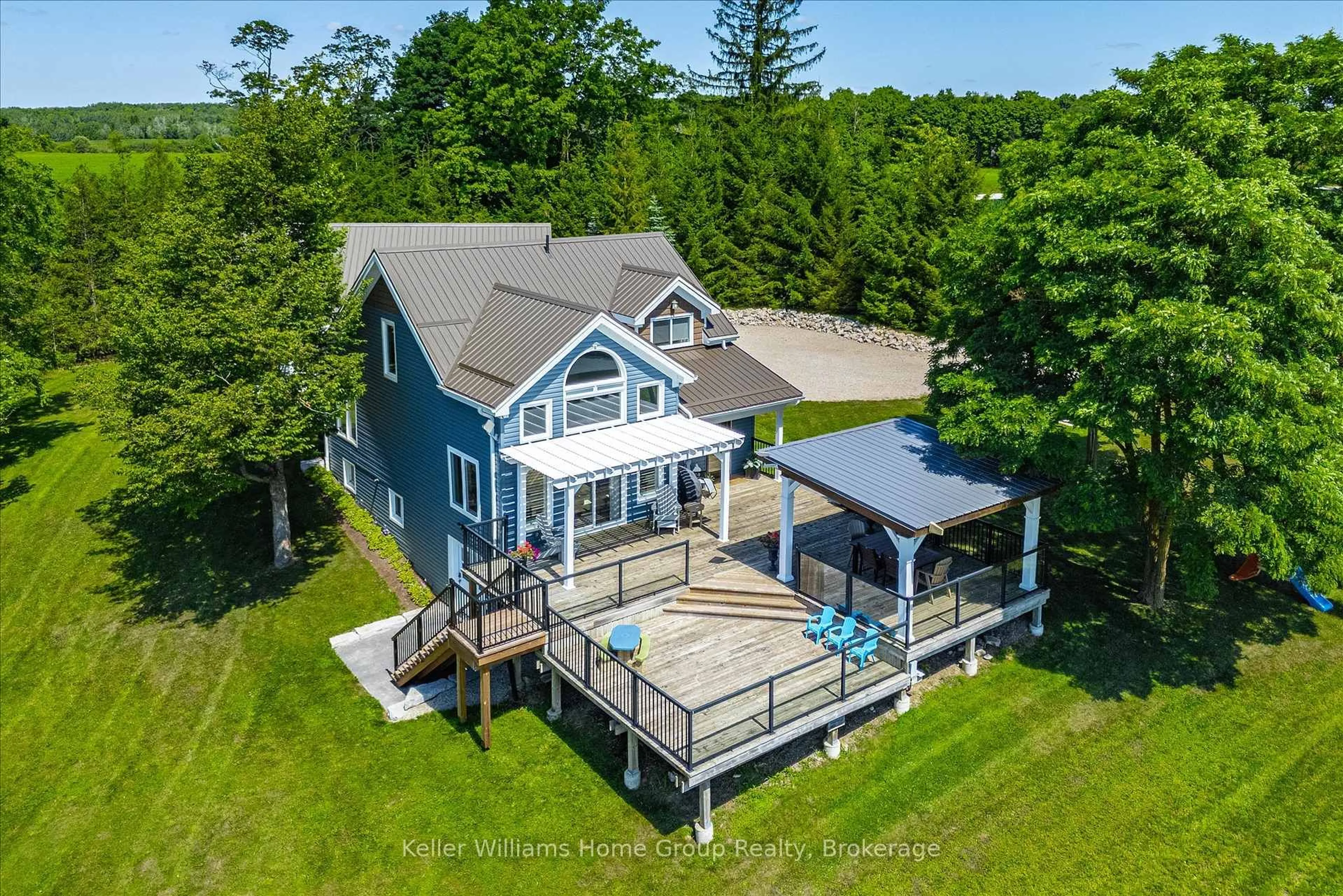 A pic from outside/outdoor area/front of a property/back of a property/a pic from drone, water/lake/river/ocean view for 8141 Side Road 20, Centre Wellington Ontario N1M 2W4