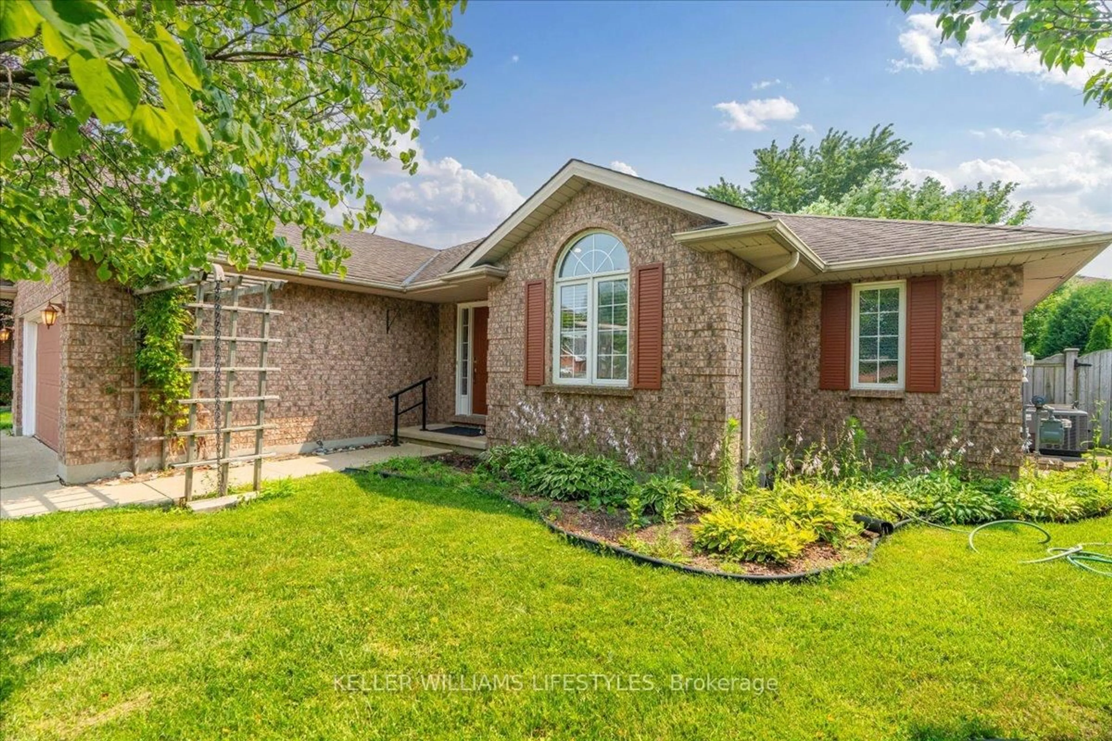 Home with brick exterior material, street for 686 Humber Dr, Sarnia Ontario N7S 6B2