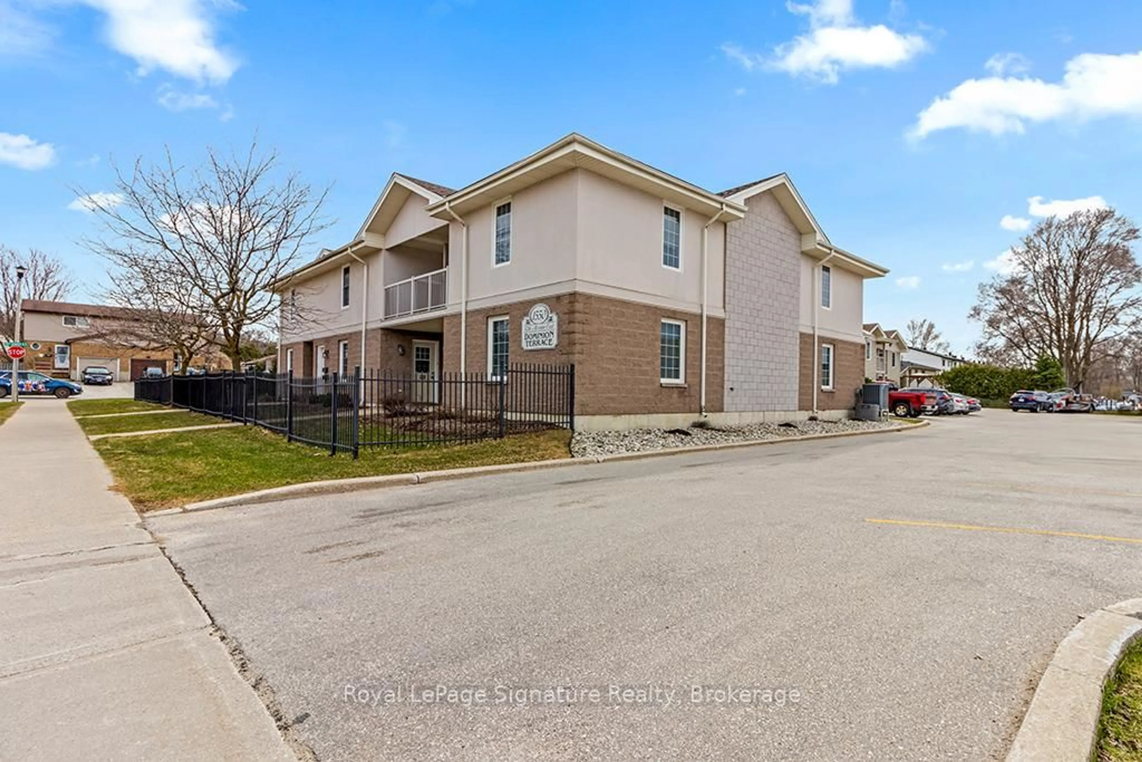 A pic from outside/outdoor area/front of a property/back of a property/a pic from drone, street for 1550 12th Ave #106, Owen Sound Ontario N4K 6Z3
