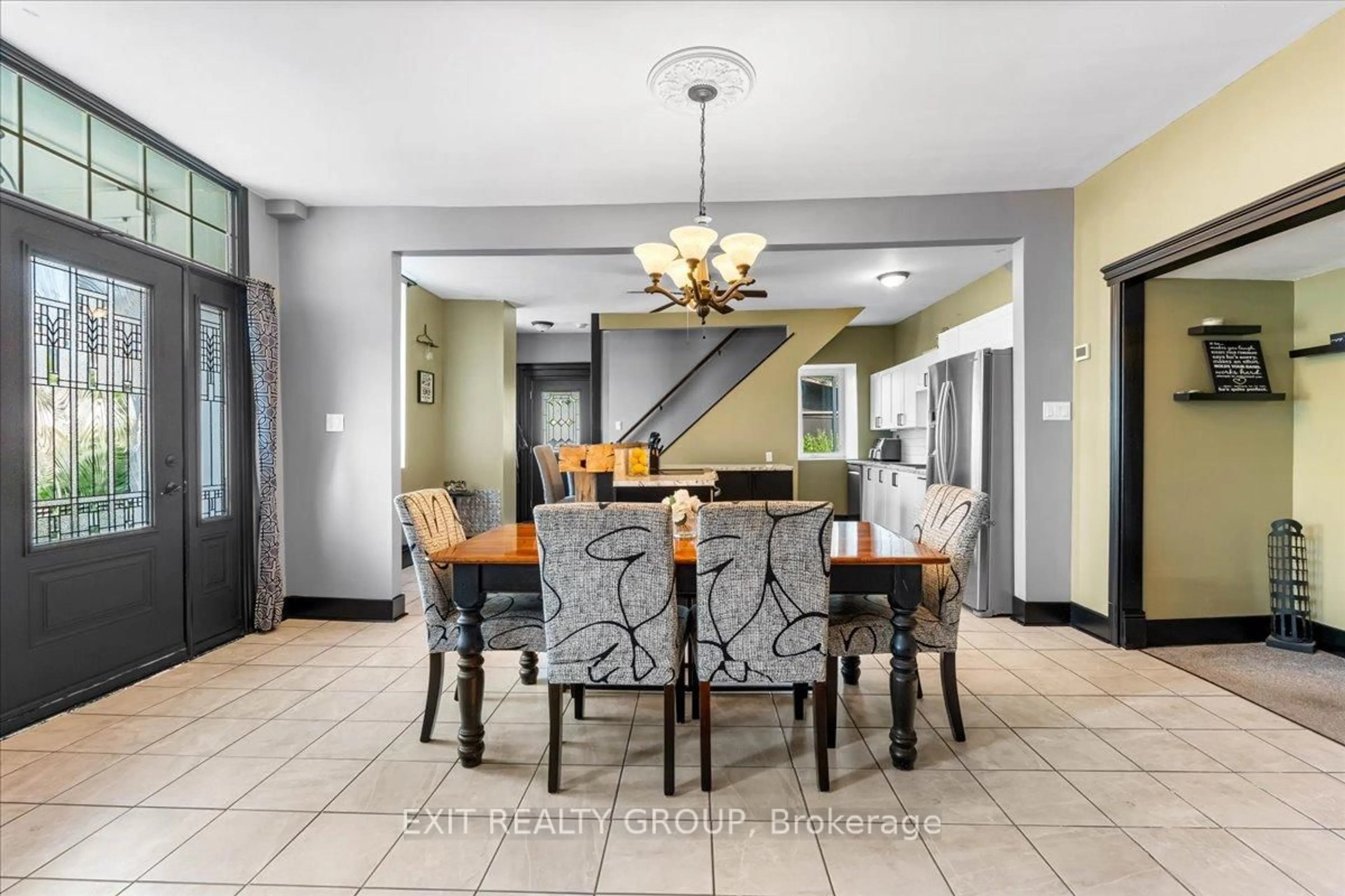 Dining room, ceramic/tile floor for 70 York Rd, Shannonville Ontario K0K 3A0