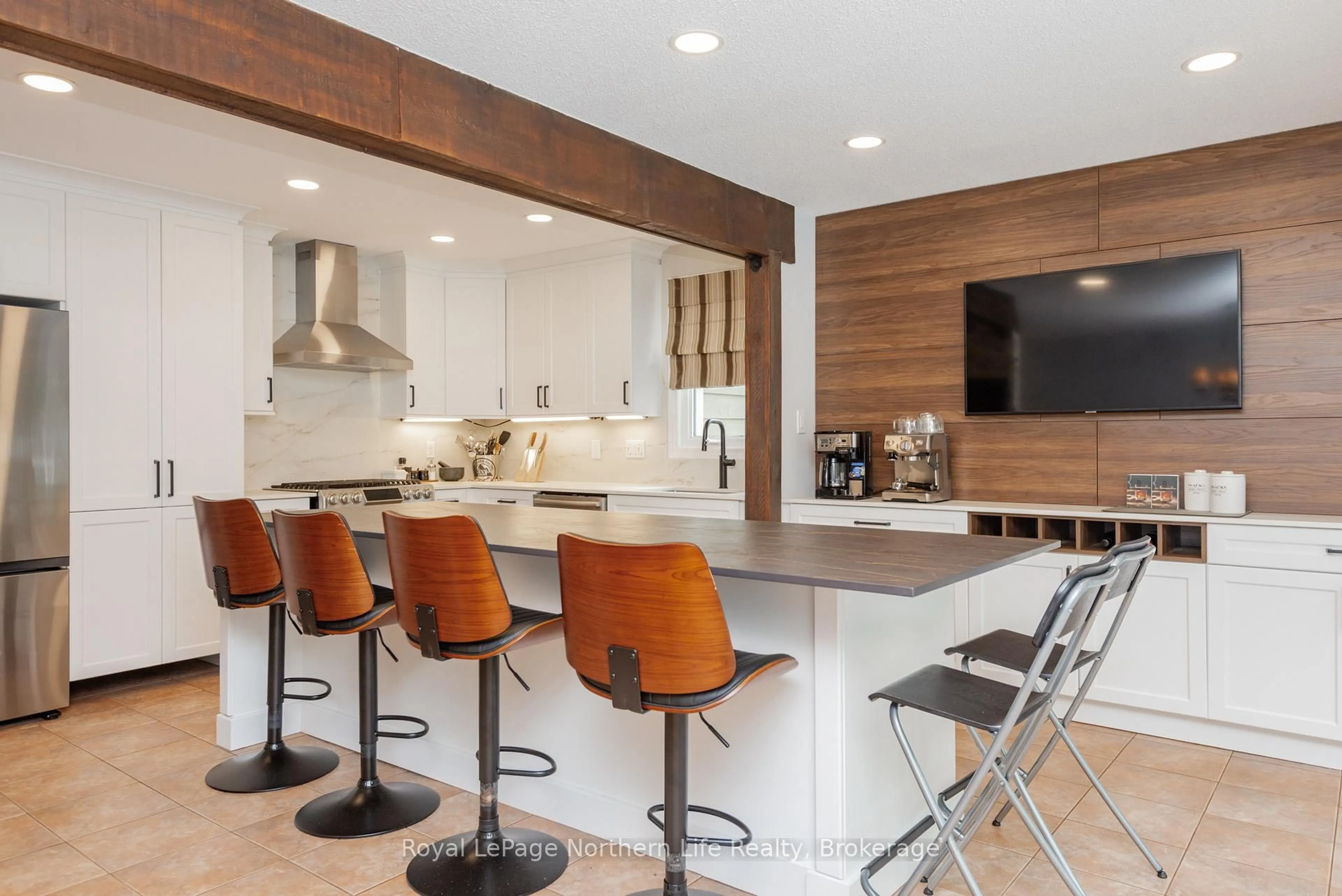 Contemporary kitchen, unknown for 102 Sable Cres, North Bay Ontario P1A 3X7