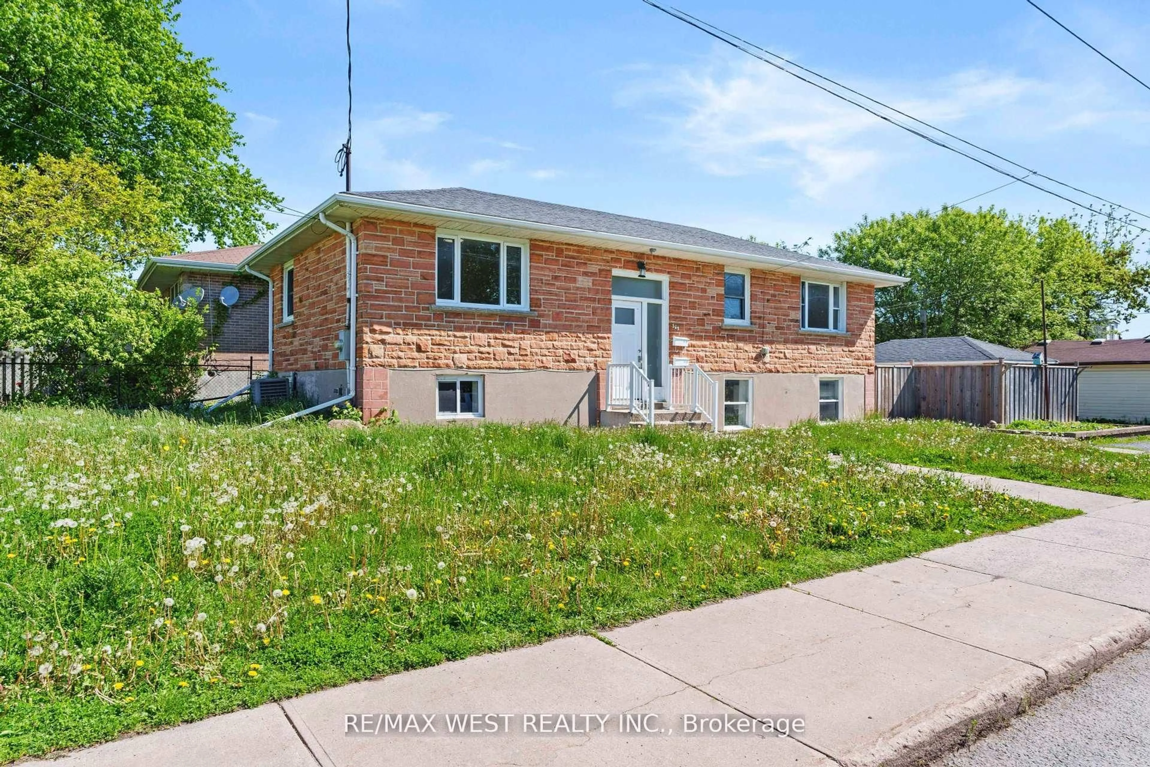 Home with brick exterior material, street for 145 First Ave, Kingston Ontario K7K 2H1