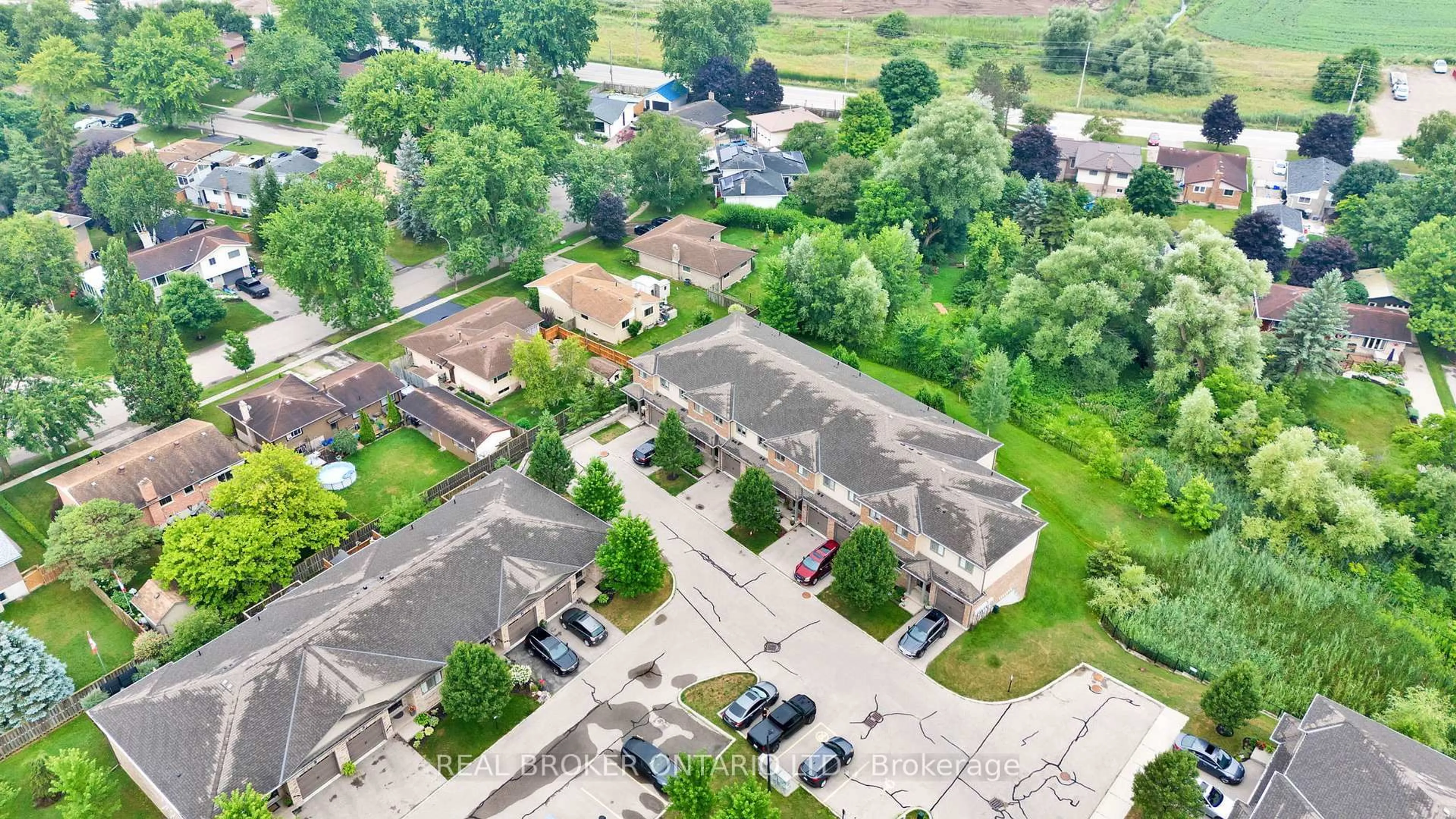 A pic from outside/outdoor area/front of a property/back of a property/a pic from drone, street for 192 Brewery St #15, Wilmot Ontario N3A 0E7