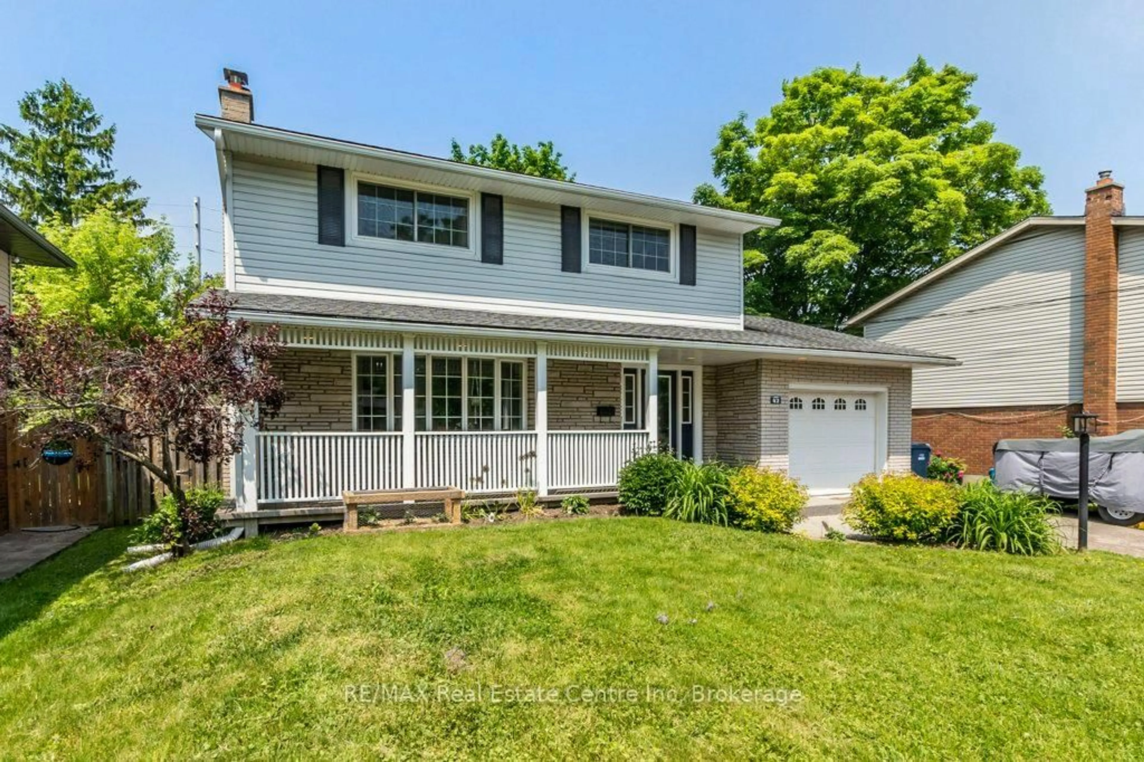 Home with vinyl exterior material, street for 42 Westminster Ave, Guelph Ontario N1E 4C1