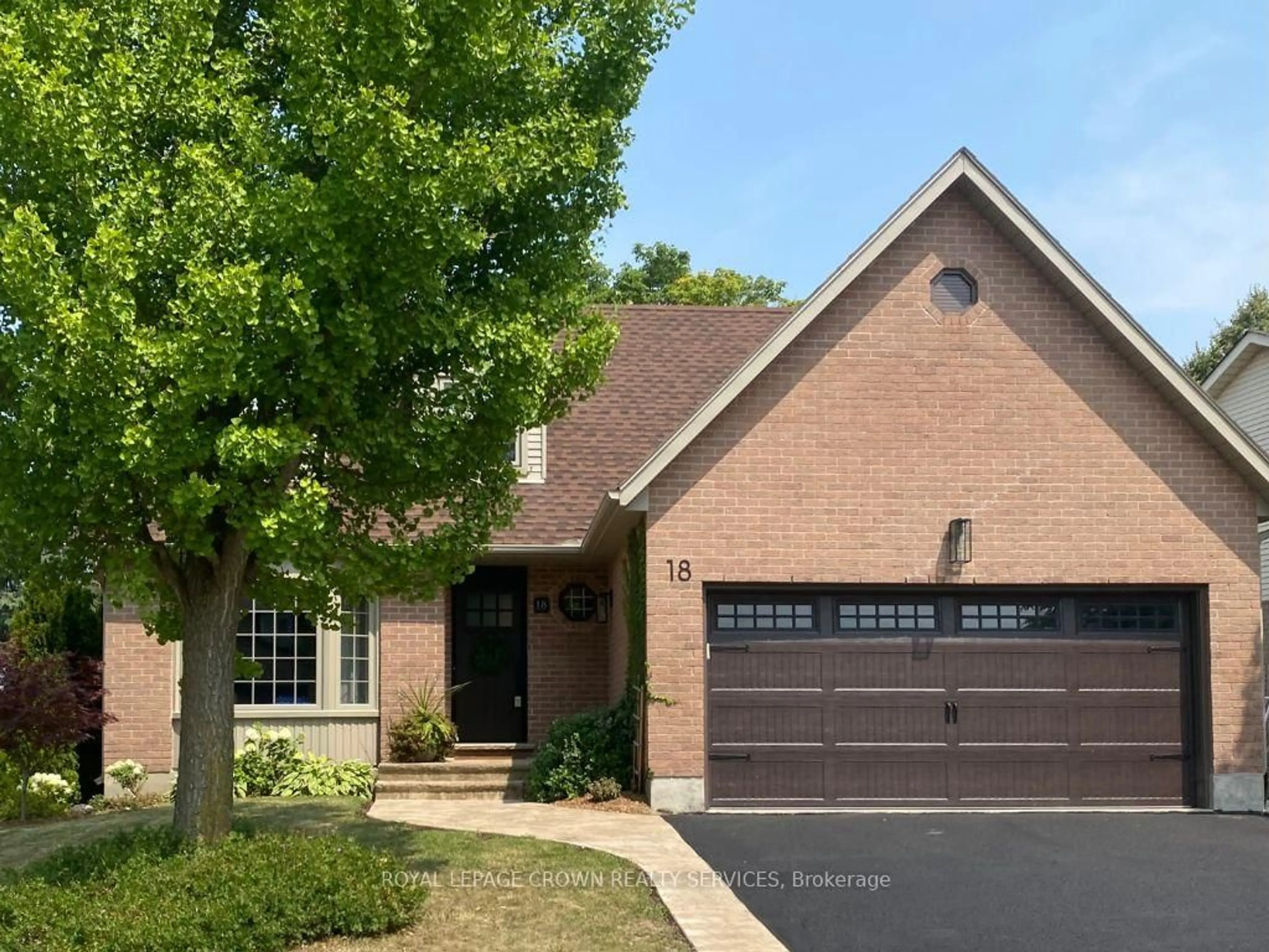 Home with brick exterior material, street for 18 Alona Ave, Cambridge Ontario N3C 3Y5