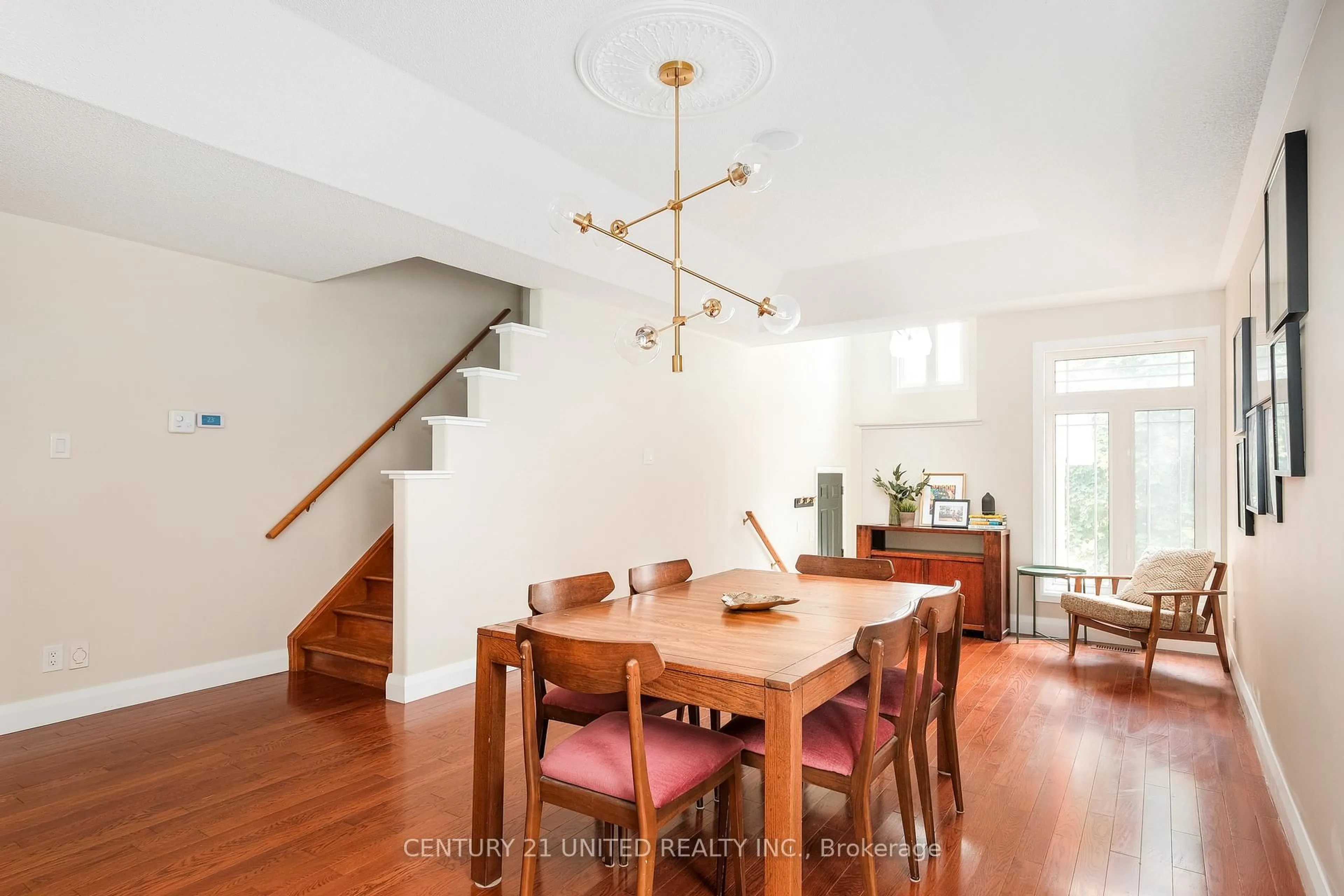 Dining room, wood/laminate floor for 1855 Giles Ave, Peterborough West Ontario K9K 2P4