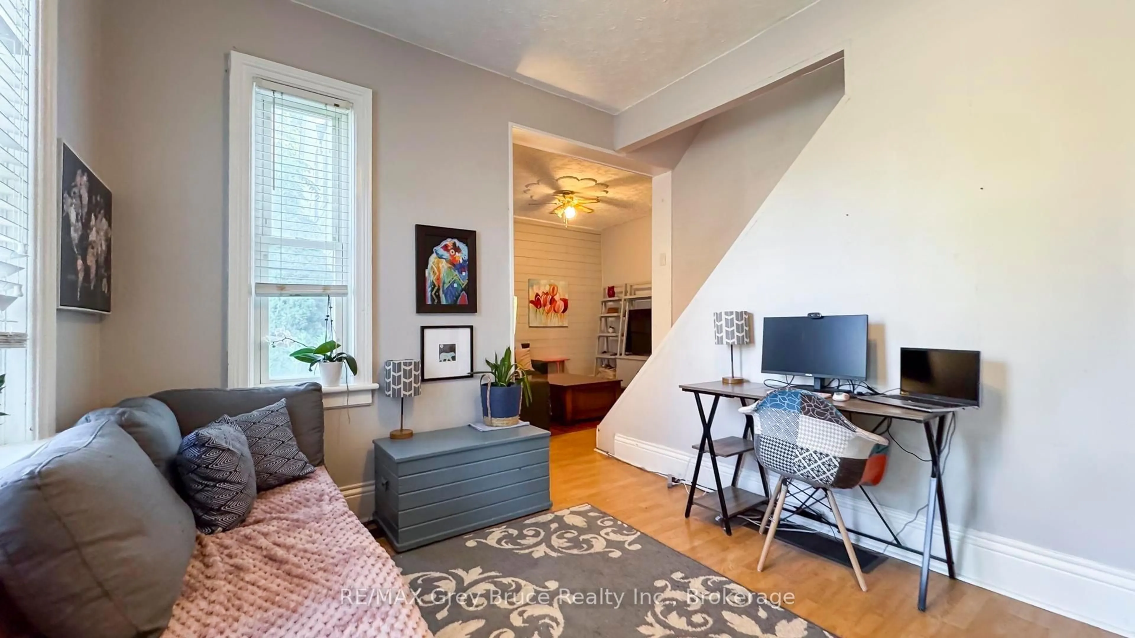 Living room with furniture, unknown for 891 6th Ave, Owen Sound Ontario N4K 5G3
