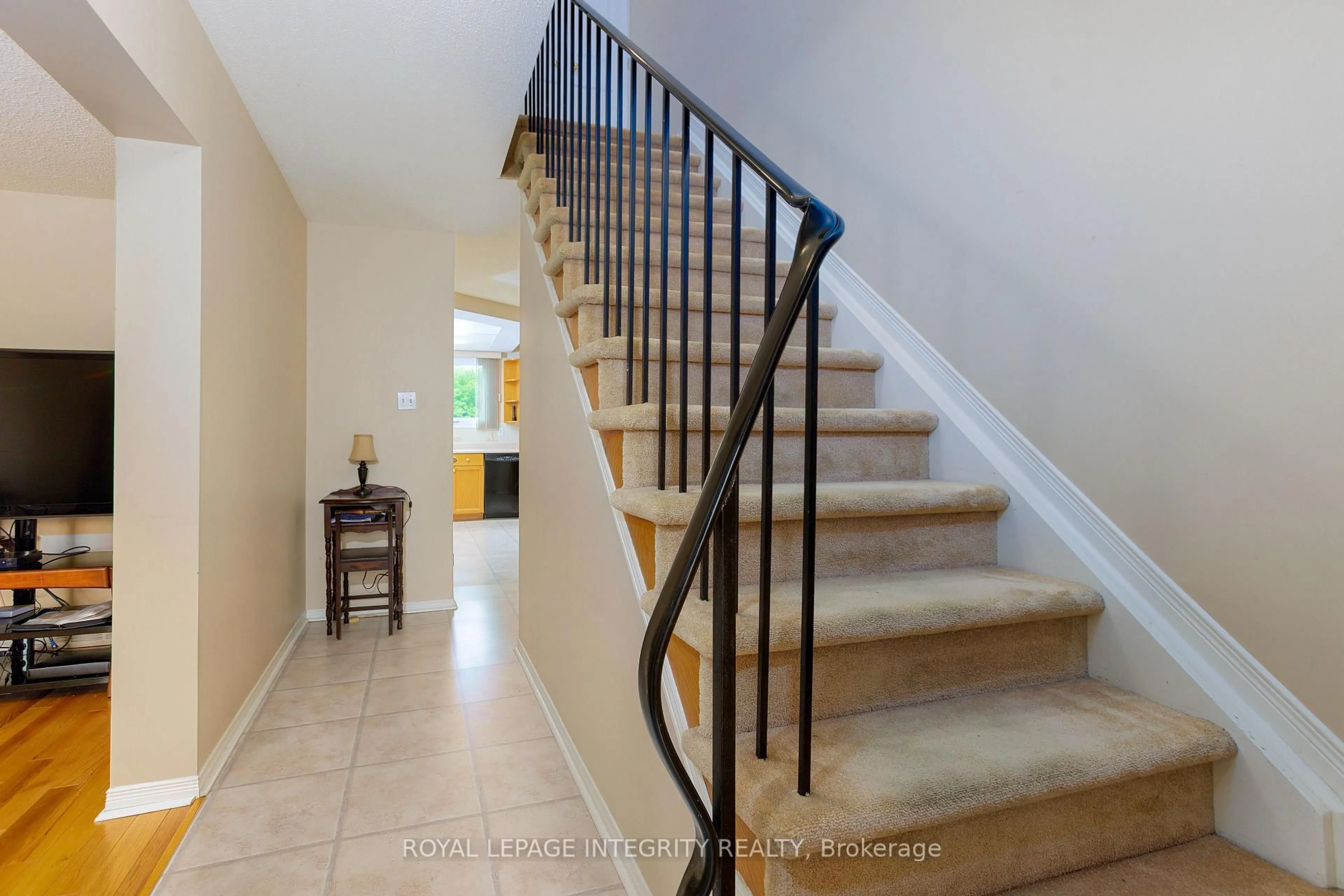 Stairs for 11 Higgins Rd, Ottawa Ontario K2G 0R3