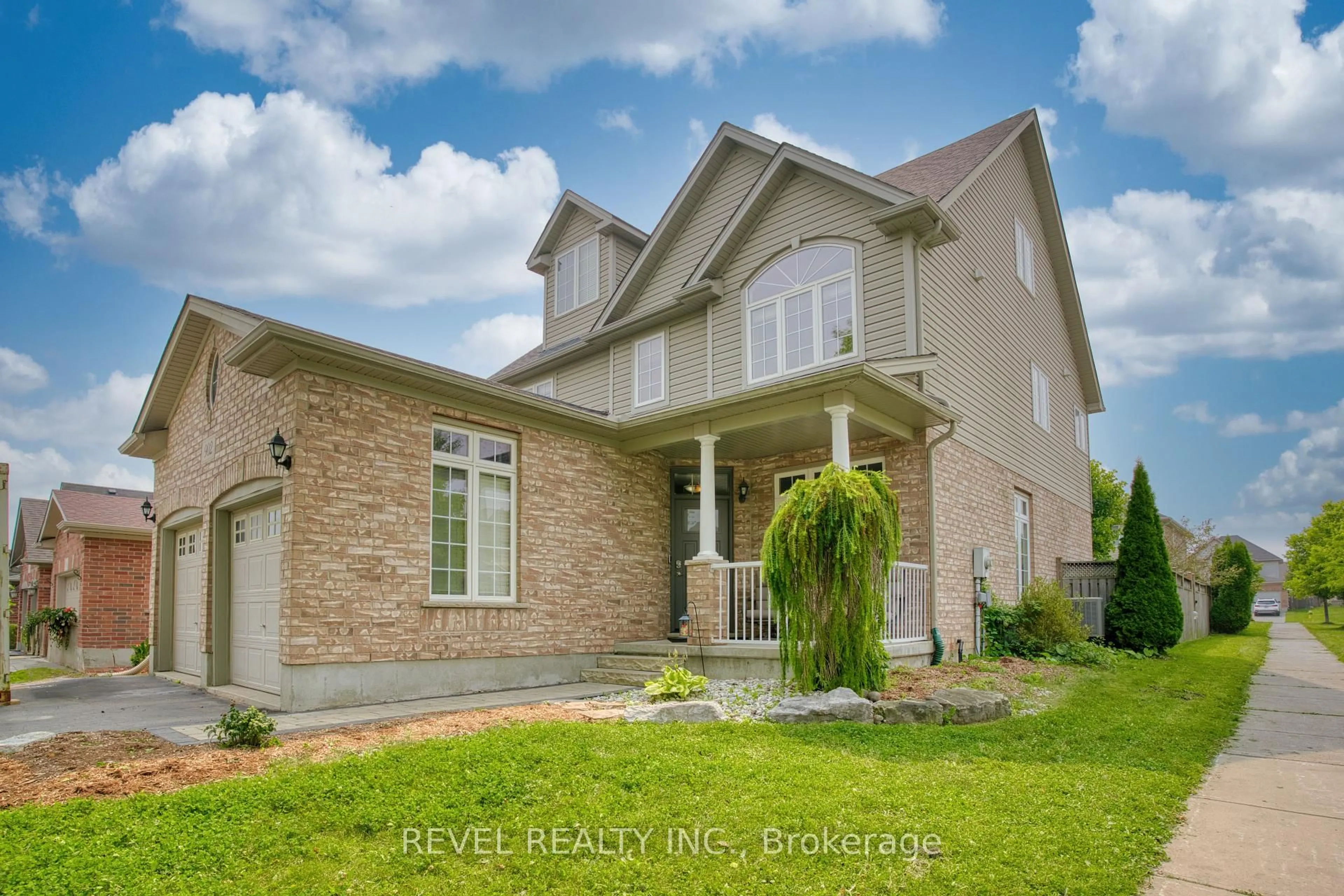 Home with brick exterior material, street for 902 Rushbrook Cres, London South Ontario N6K 5B5