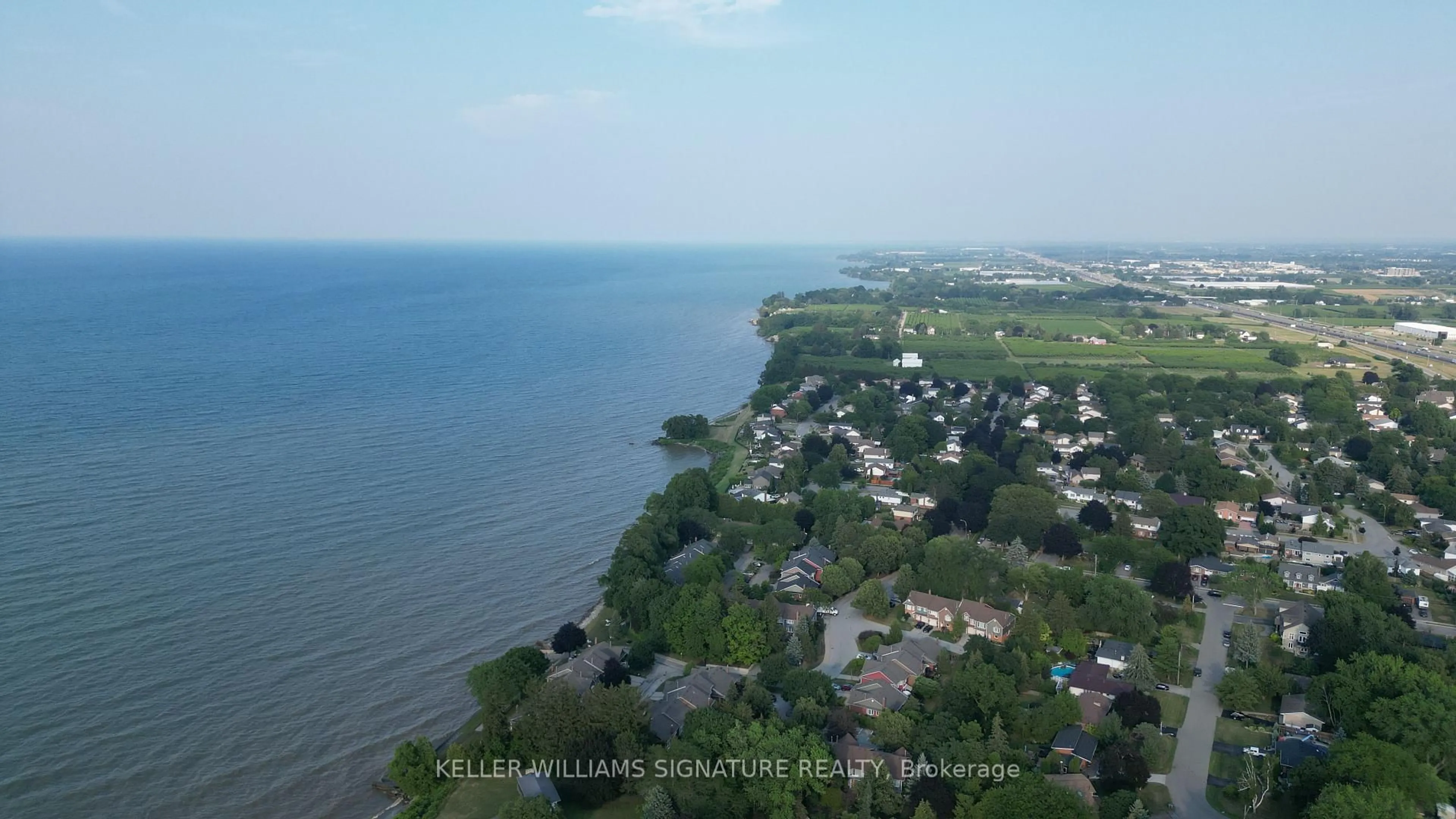 A pic from outside/outdoor area/front of a property/back of a property/a pic from drone, water/lake/river/ocean view for 31 Book Rd #17, Grimsby Ontario L3M 2M3