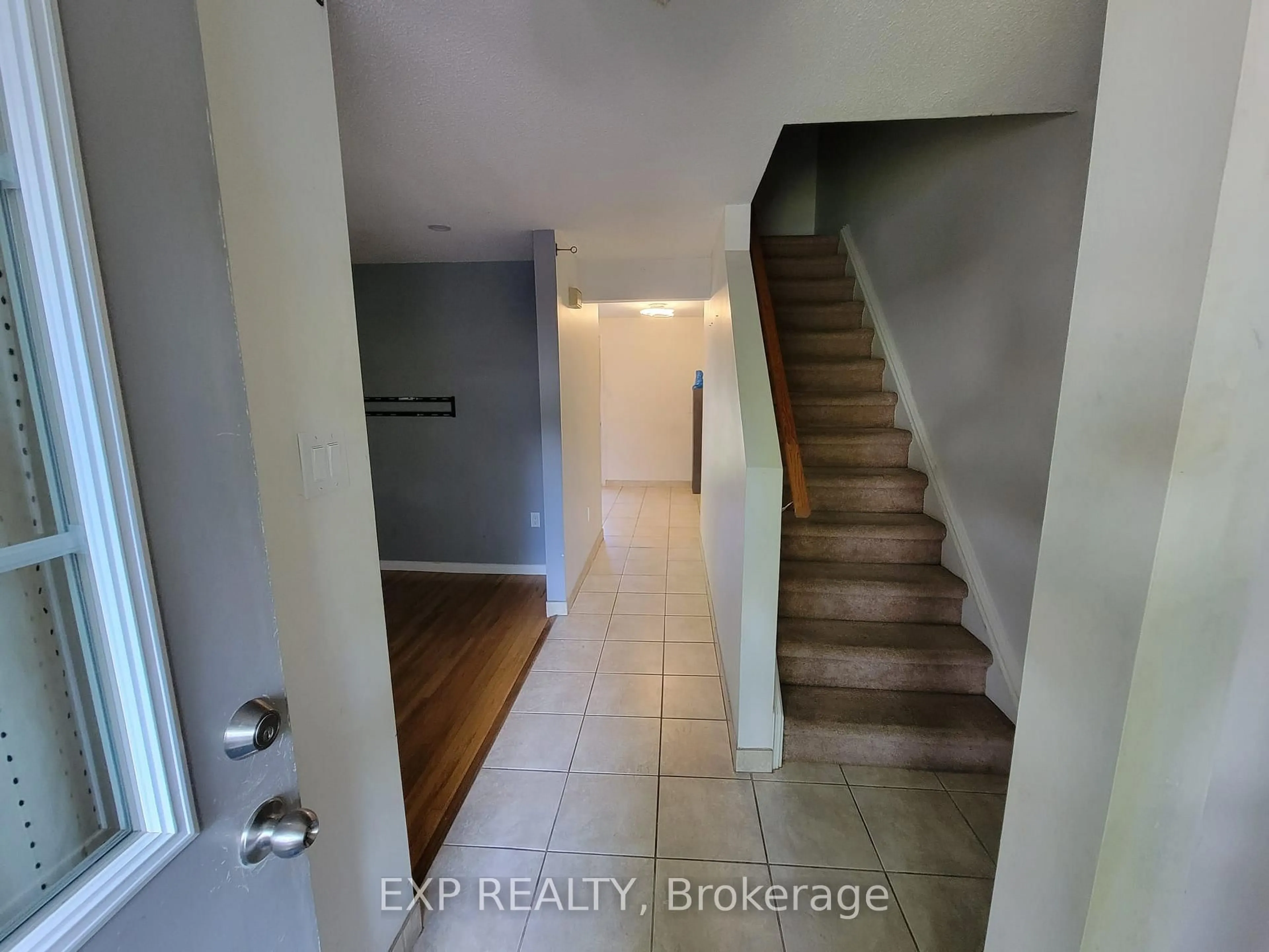 Indoor entryway for 180 Marksam Rd #43, Guelph Ontario N1H 8G5