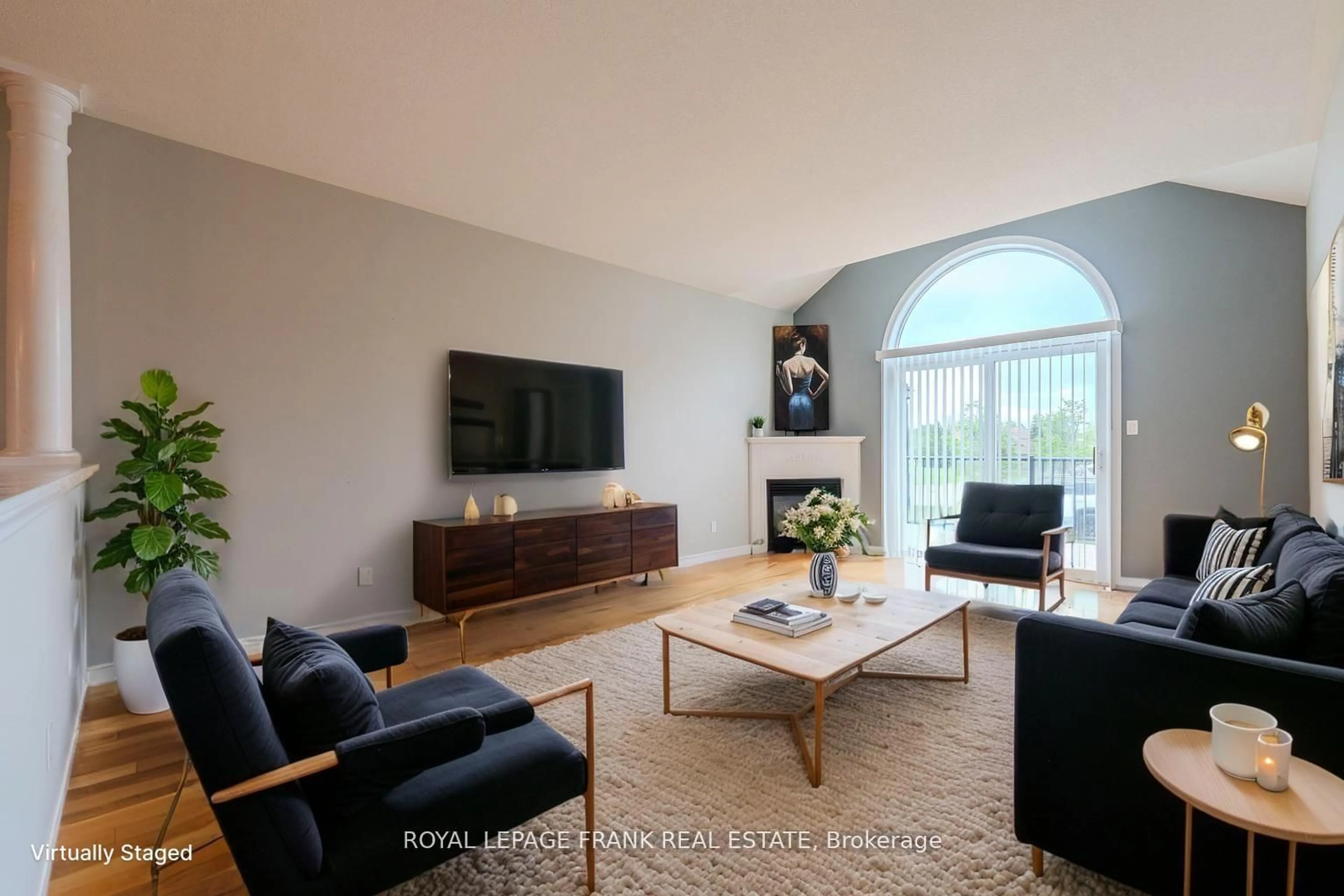 Living room with furniture, unknown for 9 Eglington St #16, Kawartha Lakes Ontario K9V 6K6