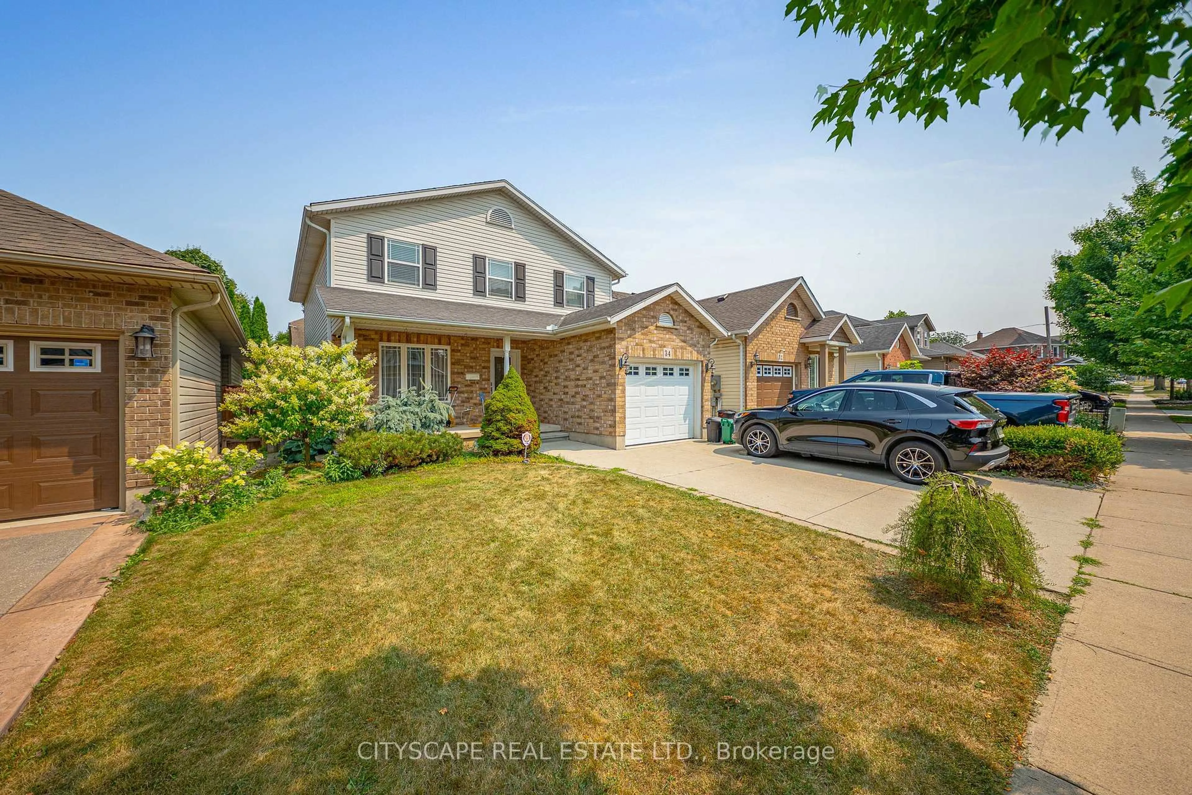 A pic from outside/outdoor area/front of a property/back of a property/a pic from drone, street for 34 Fitzgerald St, St. Catharines Ontario L2R 0A4