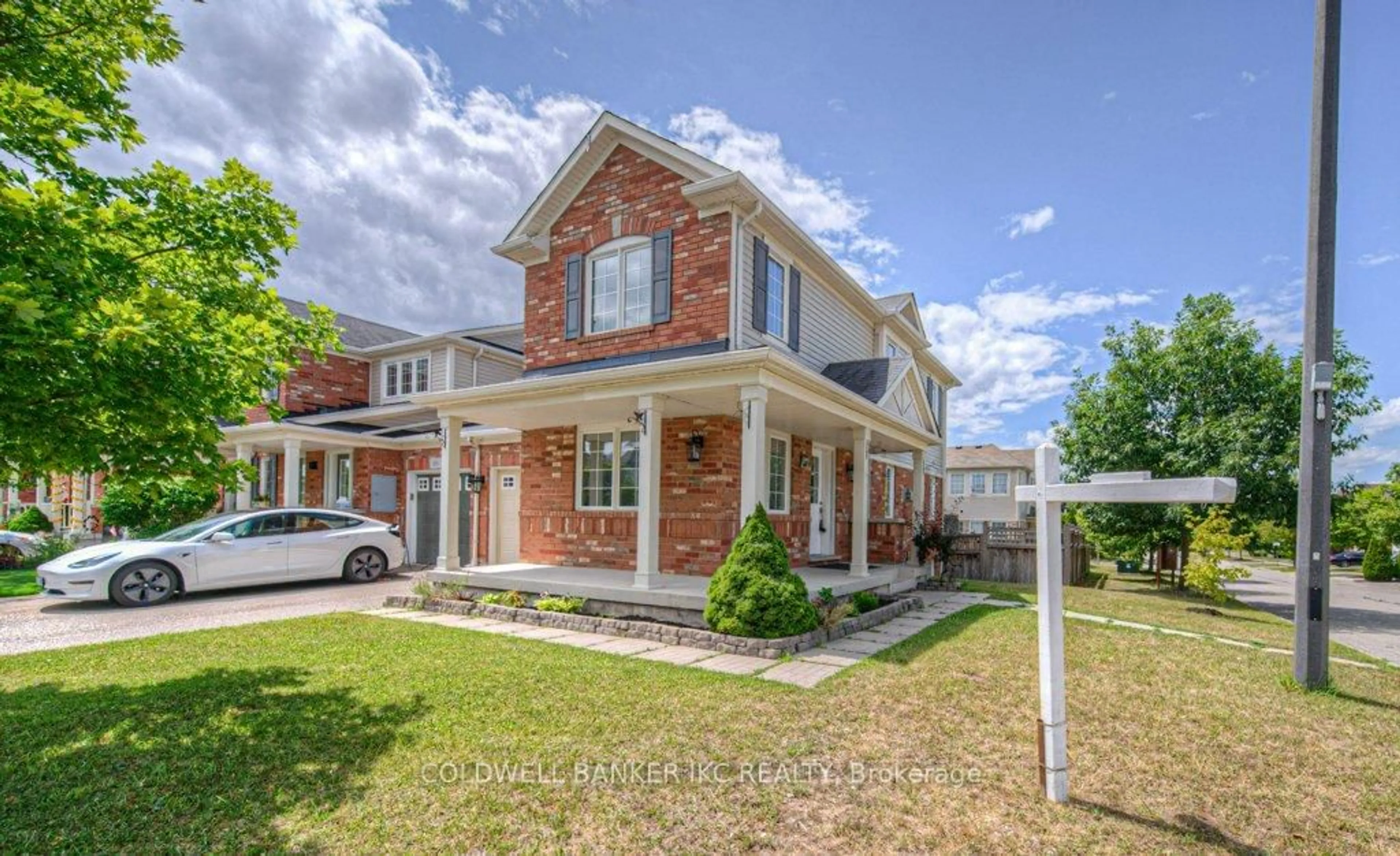 Home with brick exterior material, street for 164 Chase Cres, Cambridge Ontario N3C 0C6