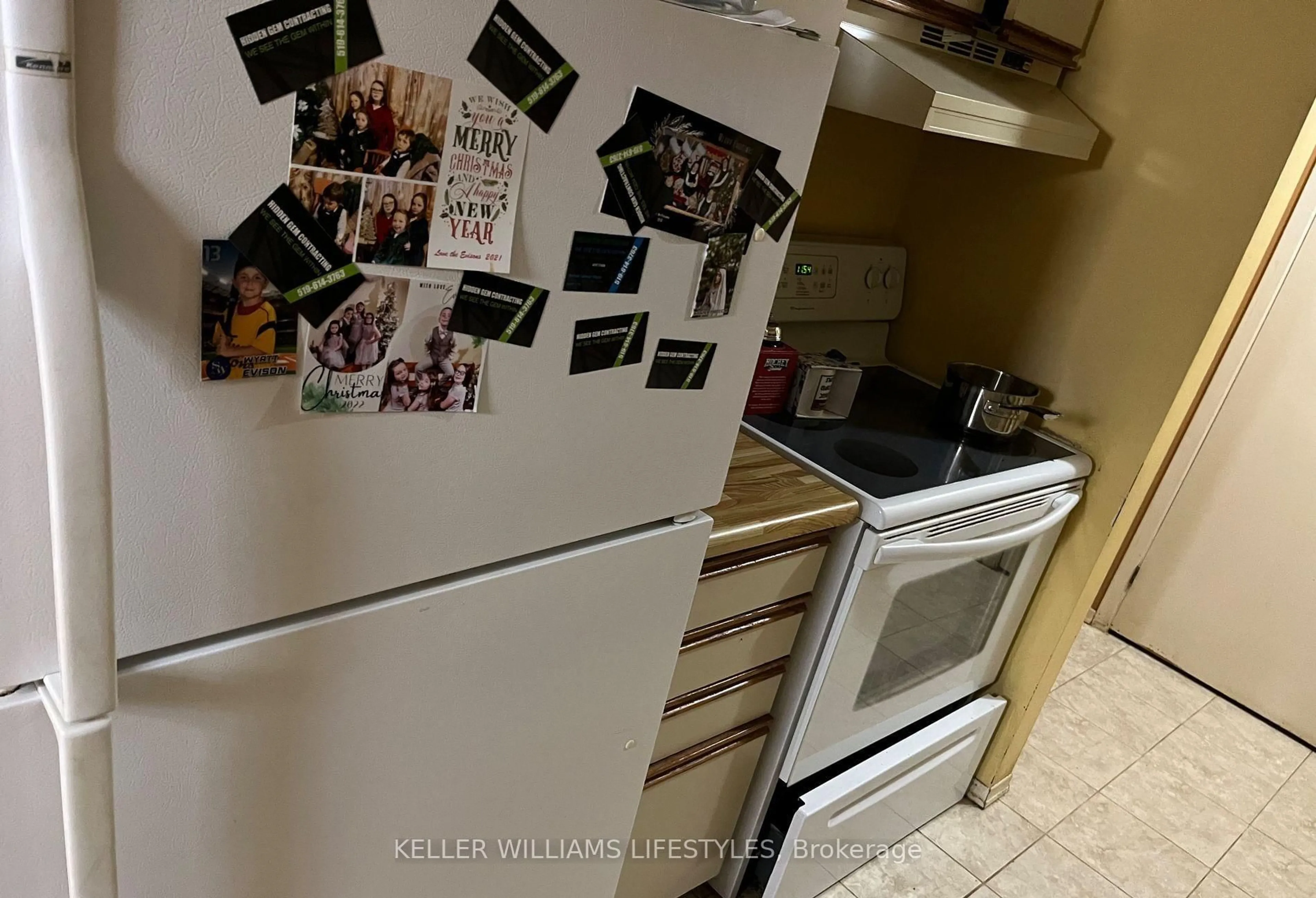 Standard kitchen, unknown for 2228 Trafalgar St #120, London East Ontario N5V 4J8