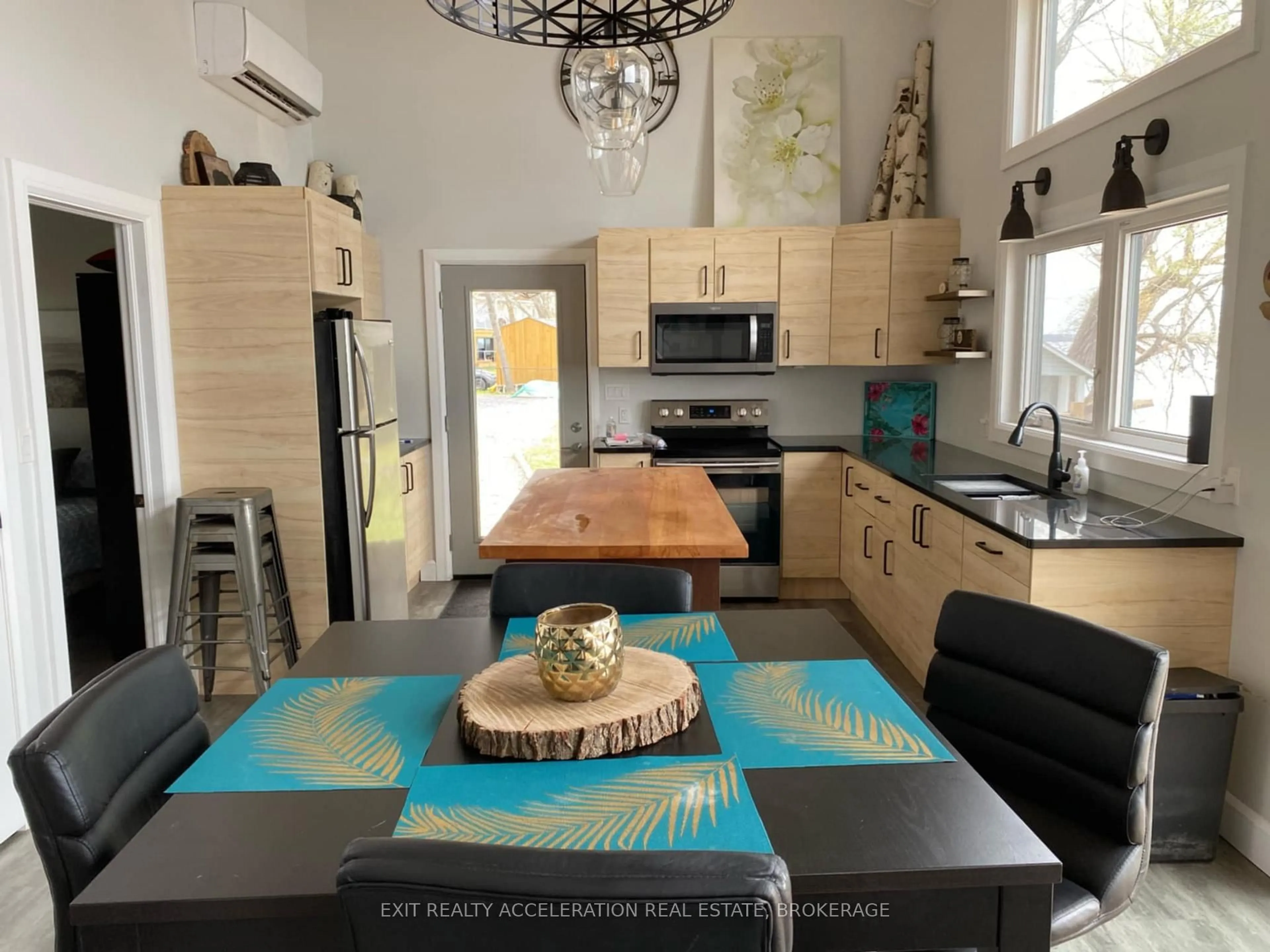 Open concept kitchen, unknown for 2119 B County Rd 9, Napanee Ontario K7R 3K8