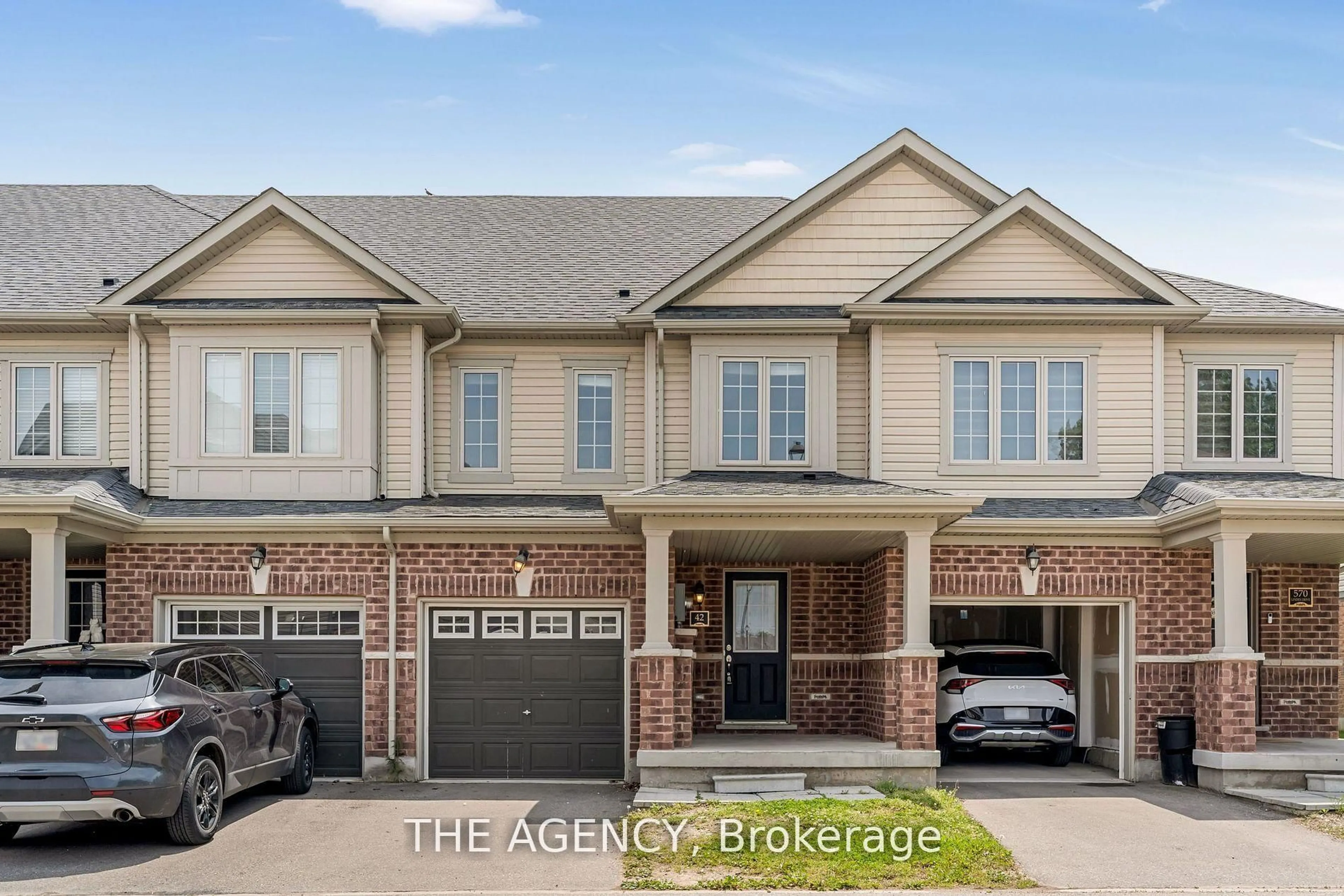 Home with brick exterior material, street for 570 LINDEN Dr #42, Cambridge Ontario N3H 0C9