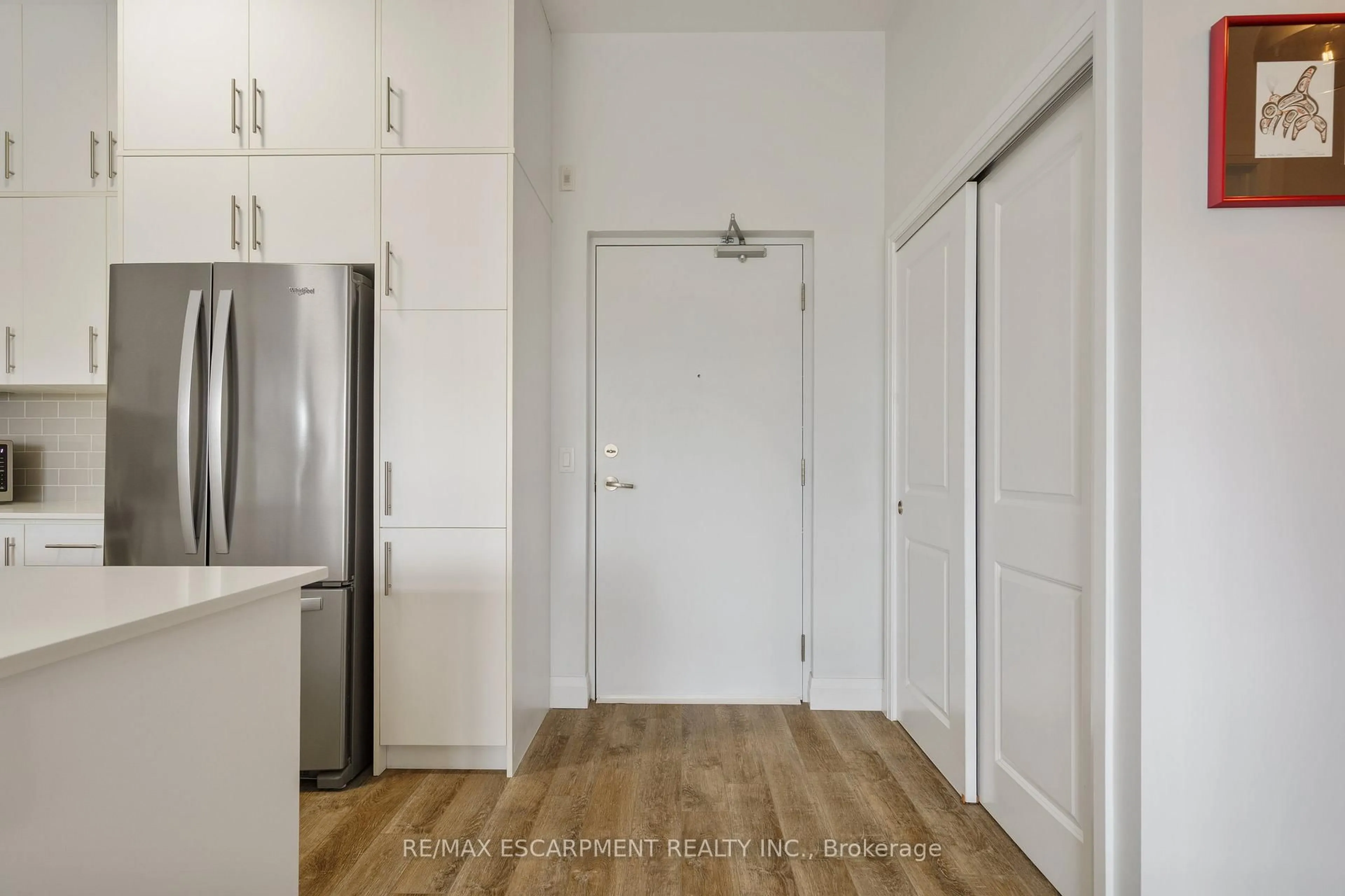 Indoor entryway for 1 Redfern Ave #127, Hamilton Ontario L9C 7S6