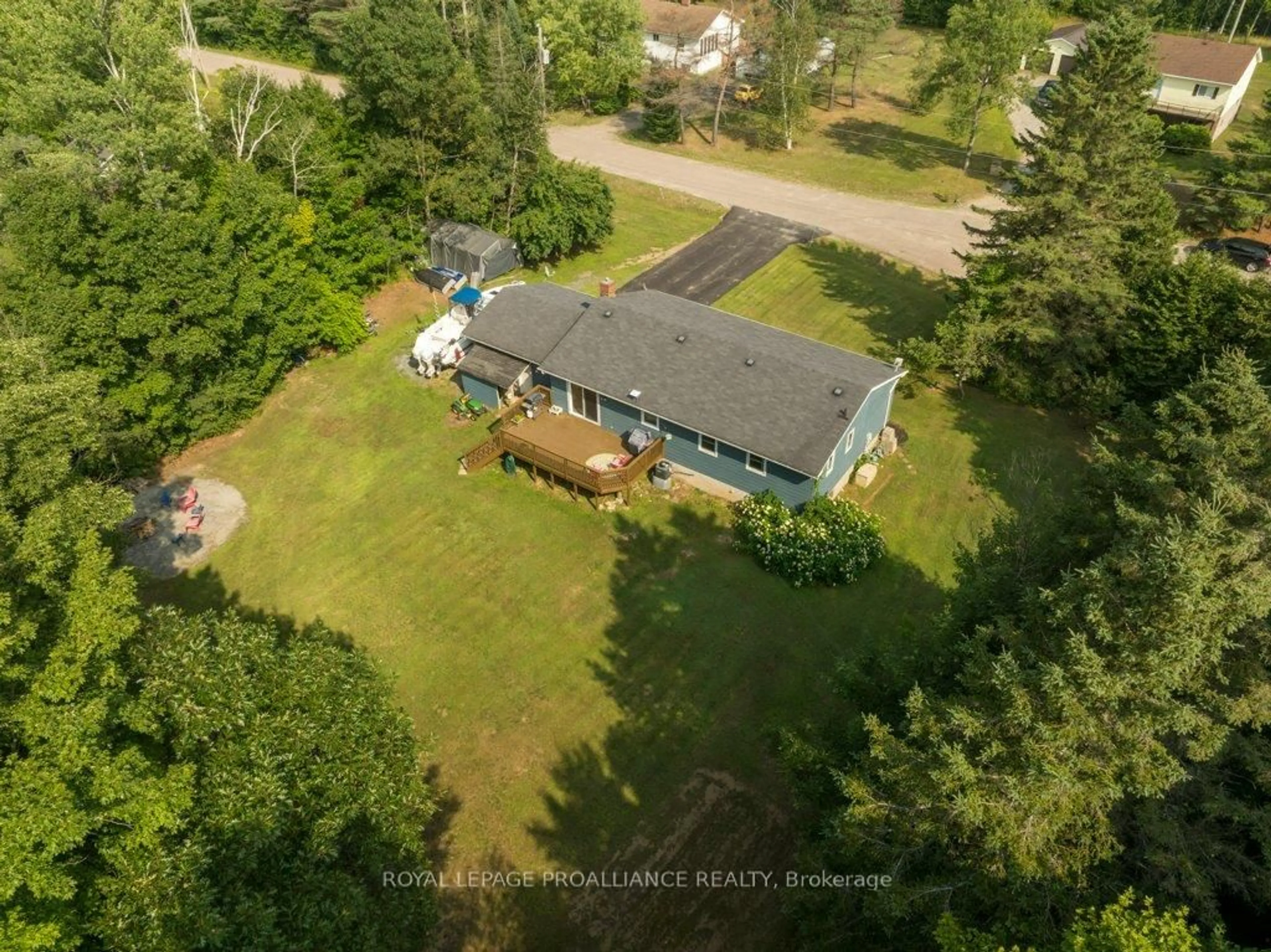 A pic from outside/outdoor area/front of a property/back of a property/a pic from drone, unknown for 47 Denison Dr, Addington Highlands Ontario K0H 2G0