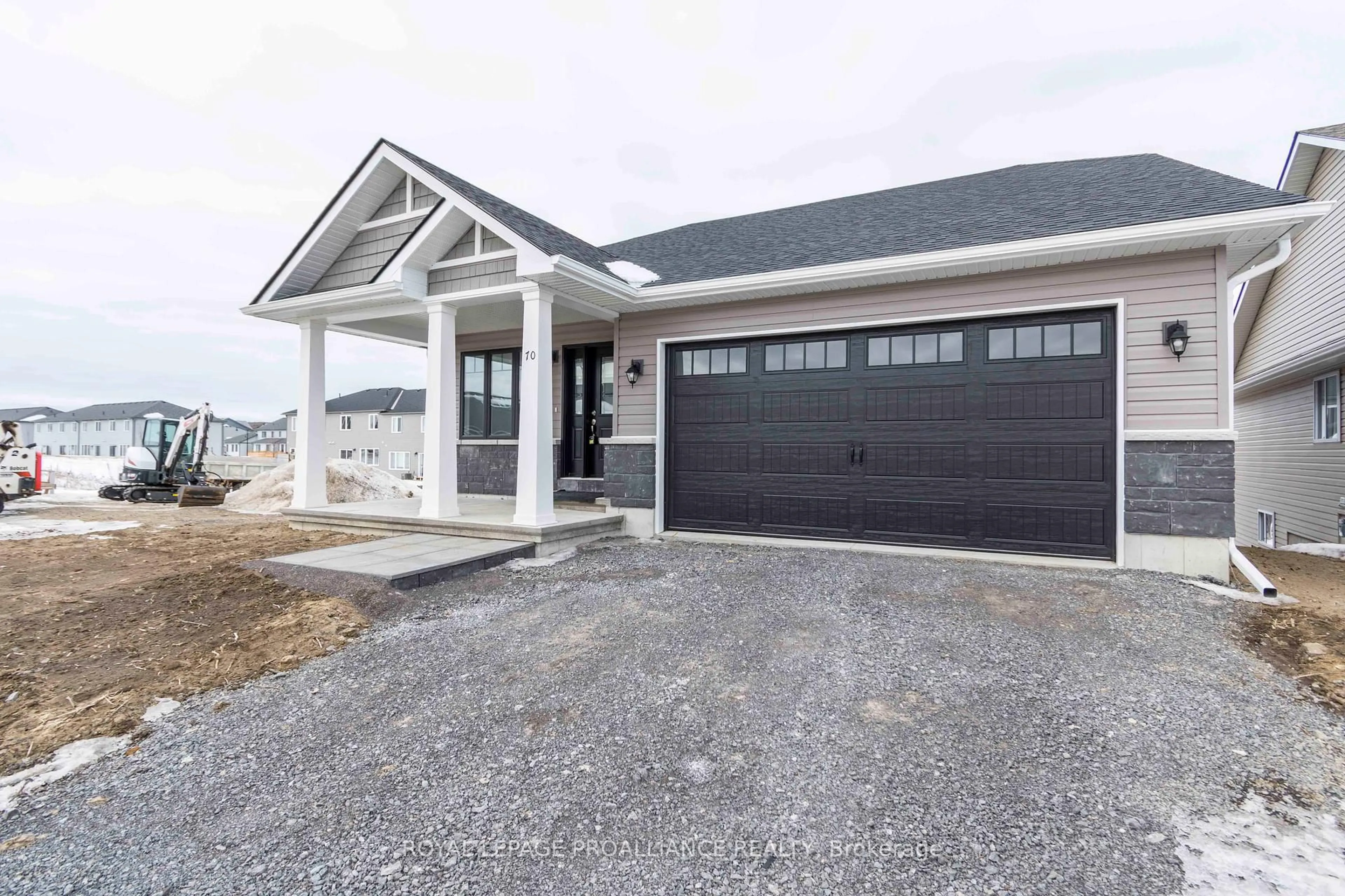 Unknown for 70 Stirling Cres, Prince Edward County Ontario K0K 2T0