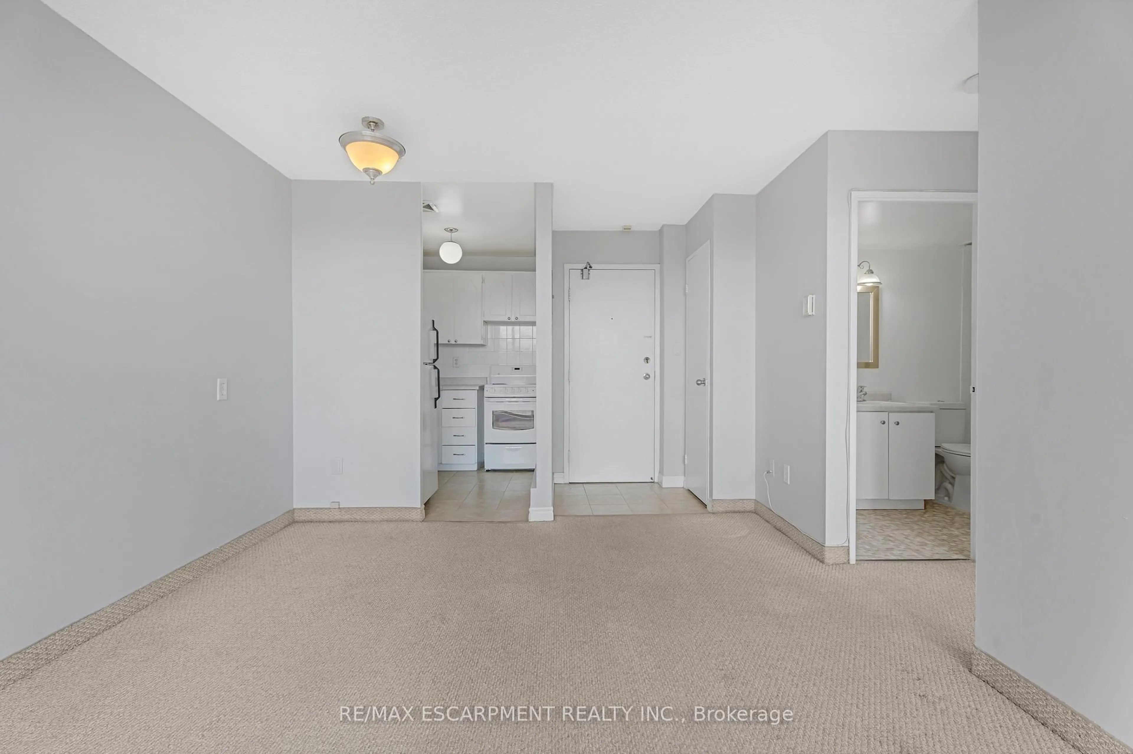 Unknown for 150 CHARLTON Ave #3307, Hamilton Ontario L8N 3X3