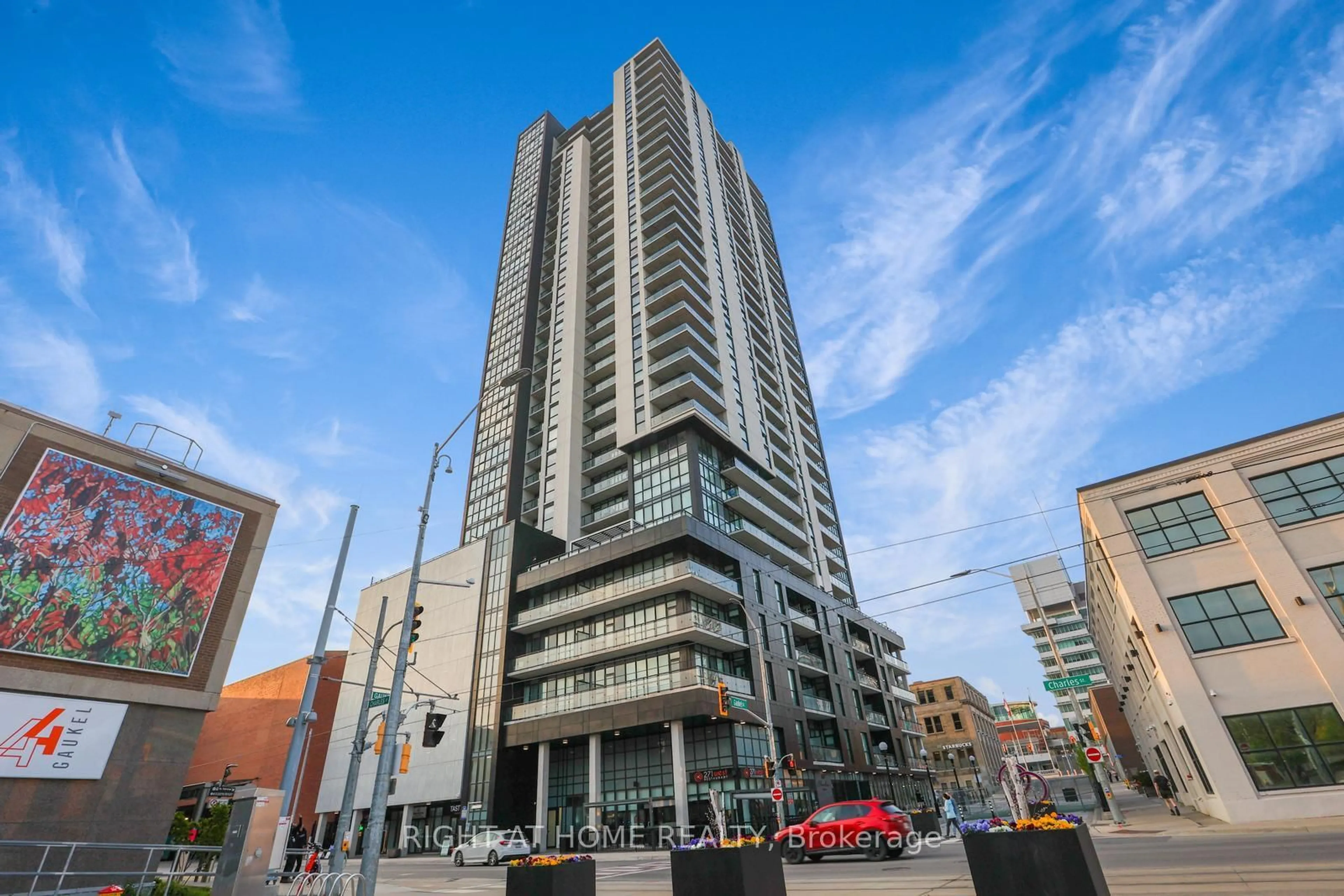 Unknown for 60 Charles St, Kitchener Ontario N2G 0C9