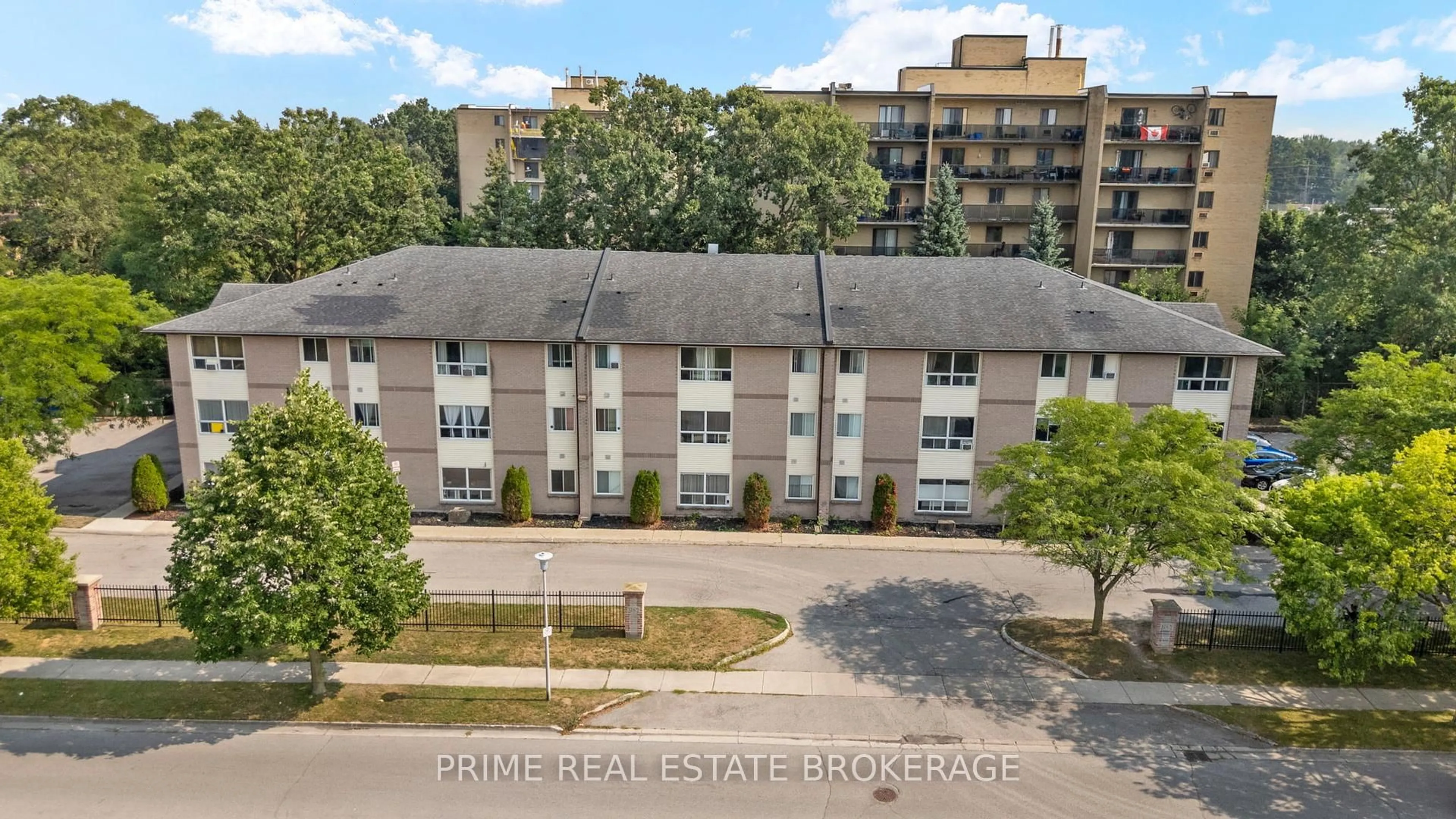 A pic from outside/outdoor area/front of a property/back of a property/a pic from drone, city buildings view from balcony for 1265 Bentley Dr #308, London East Ontario N5V 4M4