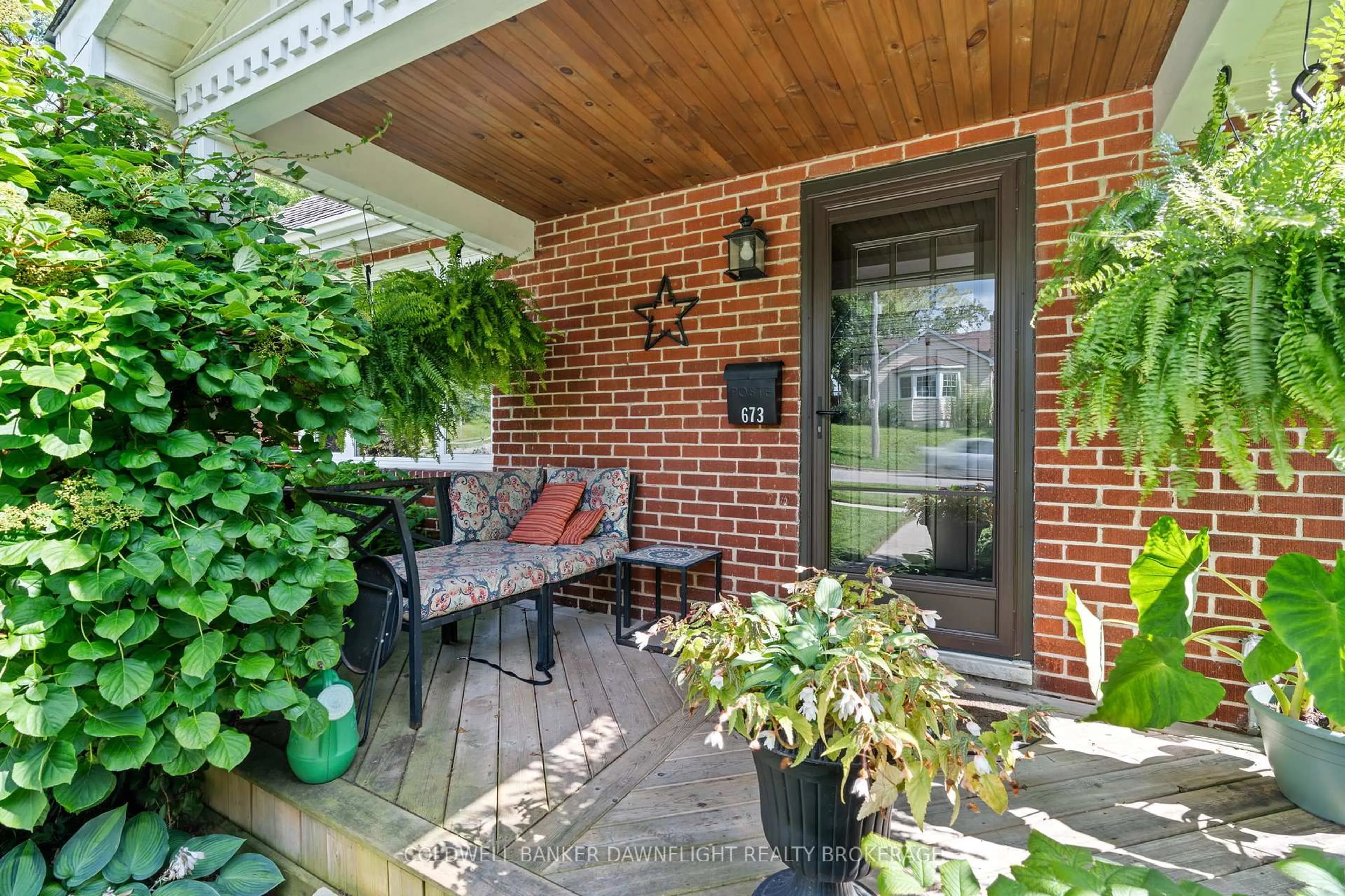 Patio, street for 673 Piccadilly St, London East Ontario N5Y 3H3