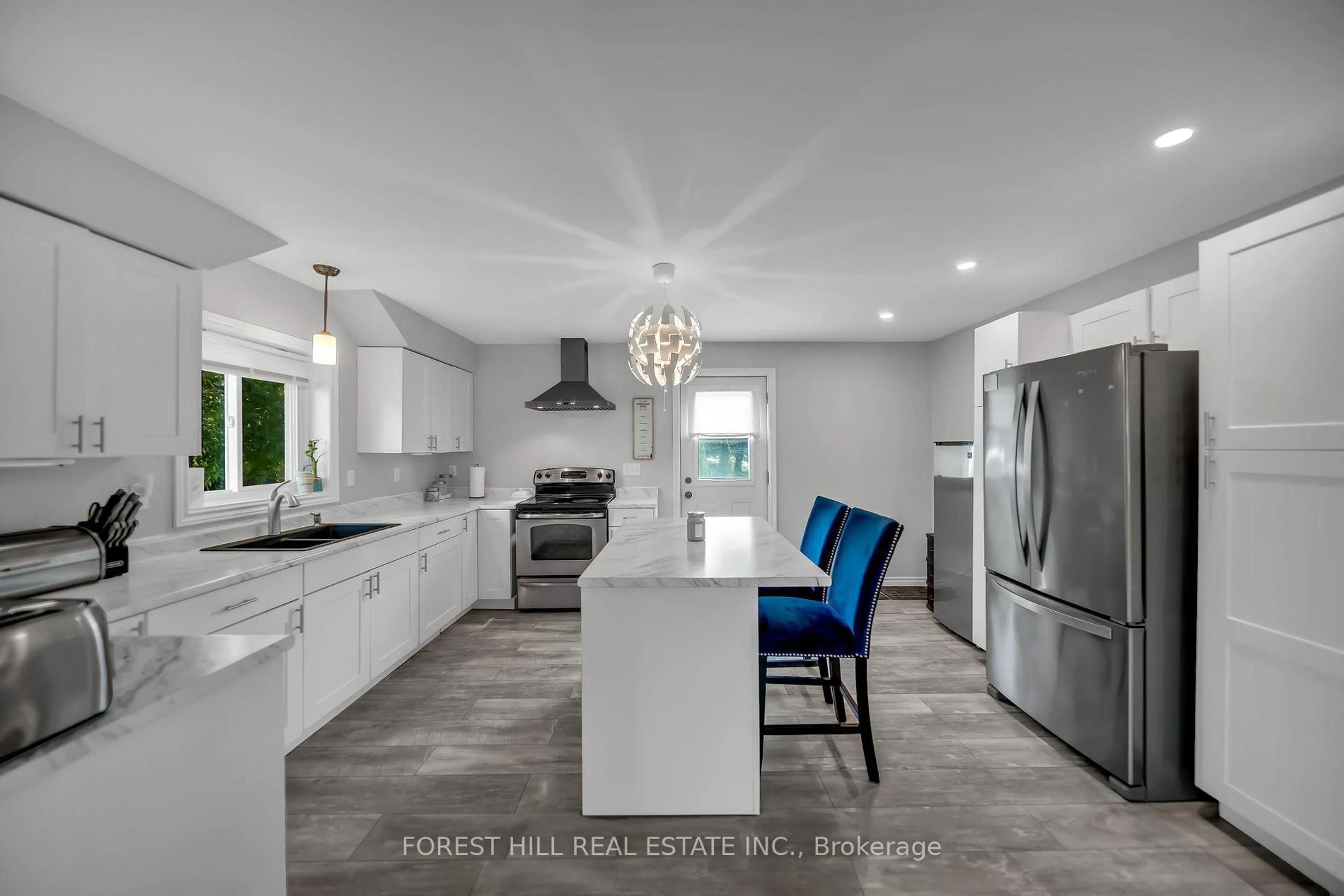 Open concept kitchen, ceramic/tile floor for 7 Frankford Rd, Stirling Ontario K0K 3E0