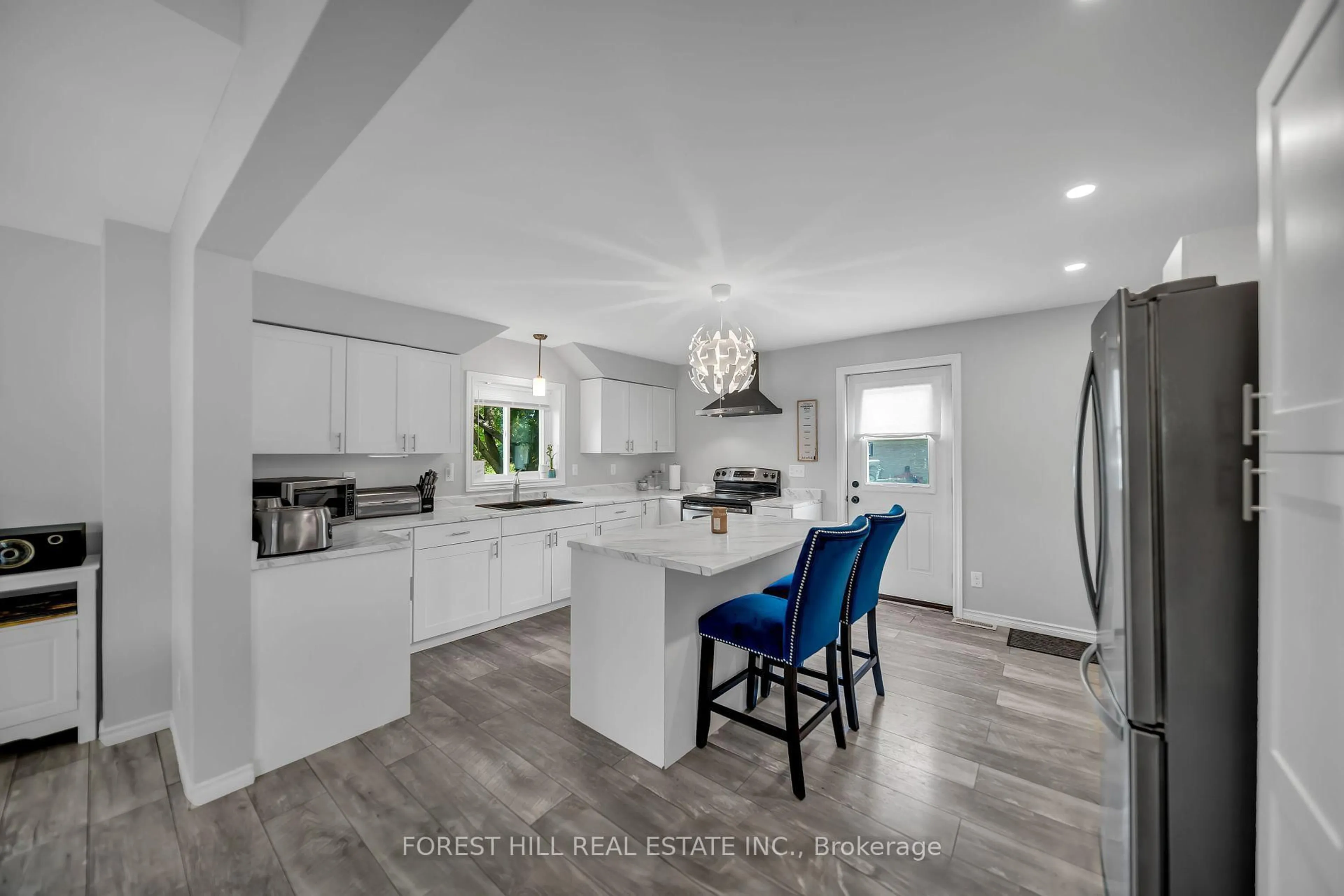 Open concept kitchen, ceramic/tile floor for 7 Frankford Rd, Stirling Ontario K0K 3E0
