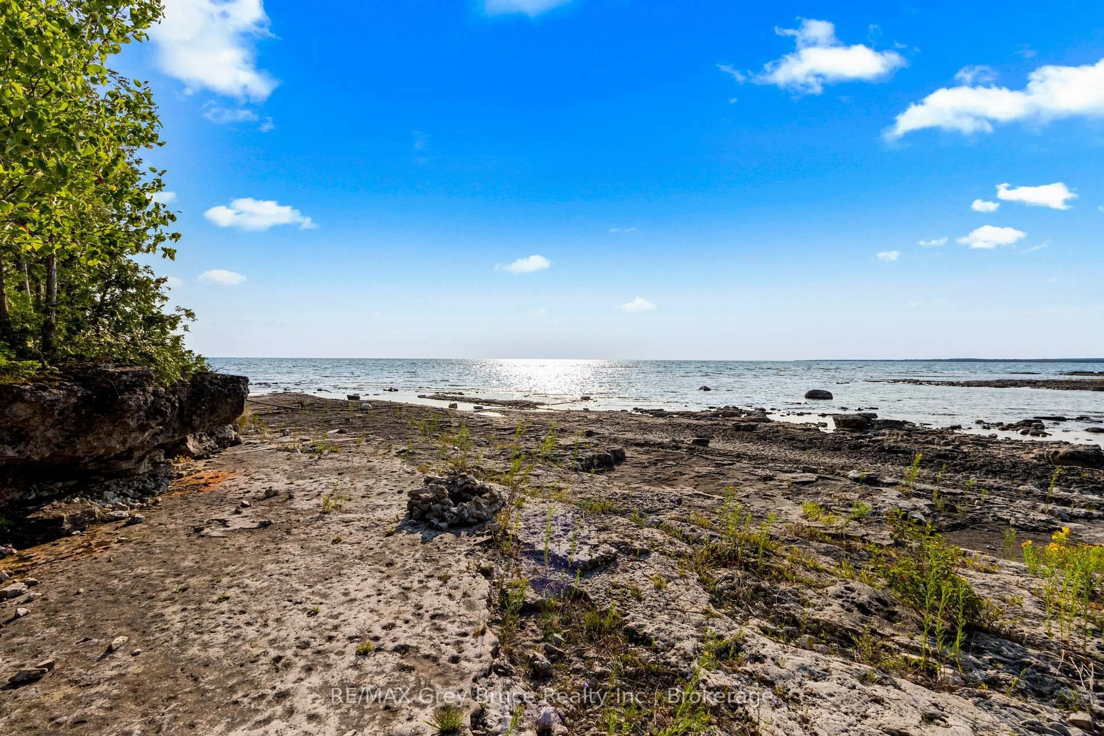 Unknown for 287 Robert Allen Dr, Northern Bruce Peninsula Ontario N0H 2R0