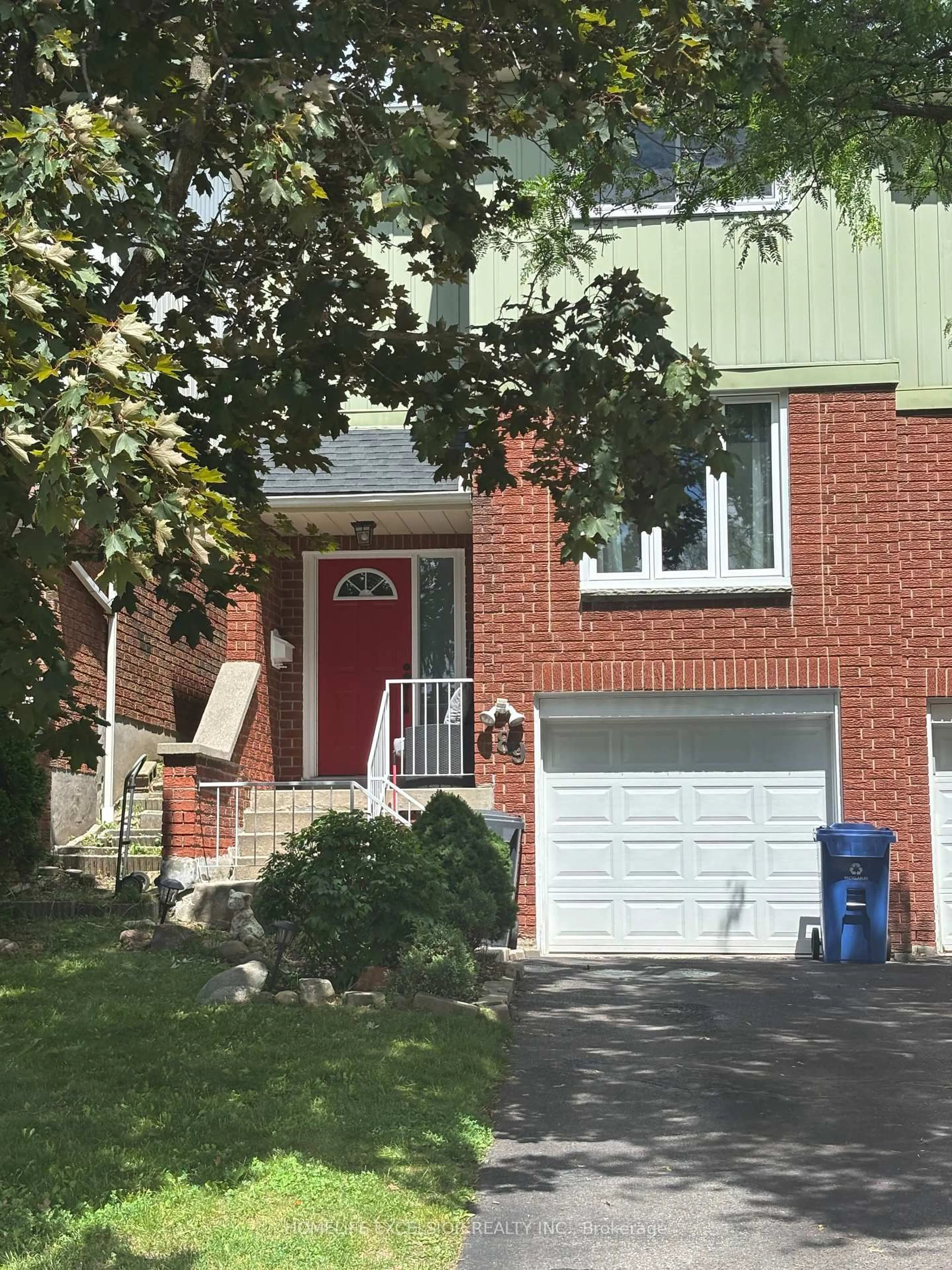 Home with brick exterior material, street for 89 Dovercliffe Rd, Guelph Ontario N1G 3A5