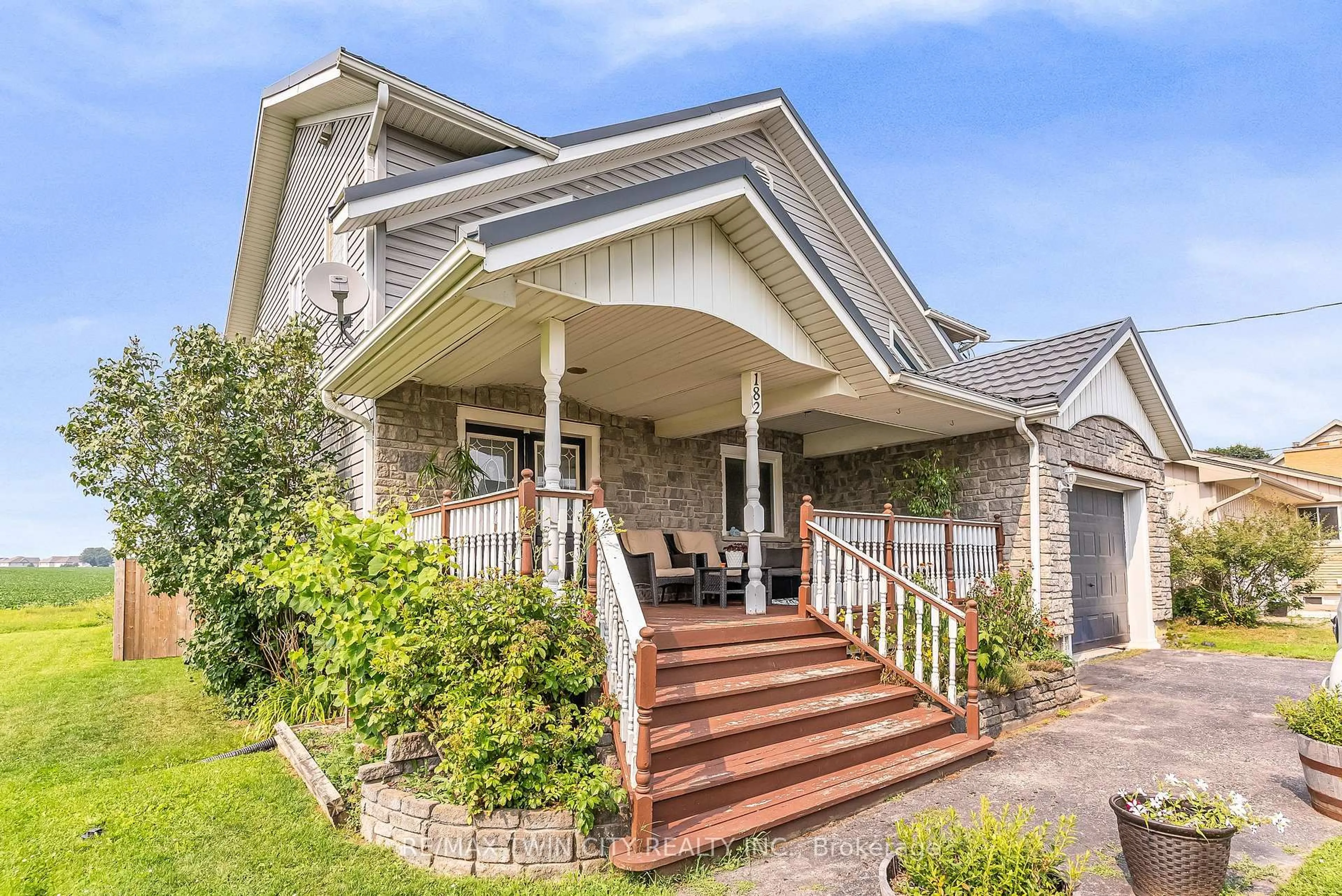 Home with vinyl exterior material, street for 182 Snyders Rd, Wilmot Ontario N3A 2L9