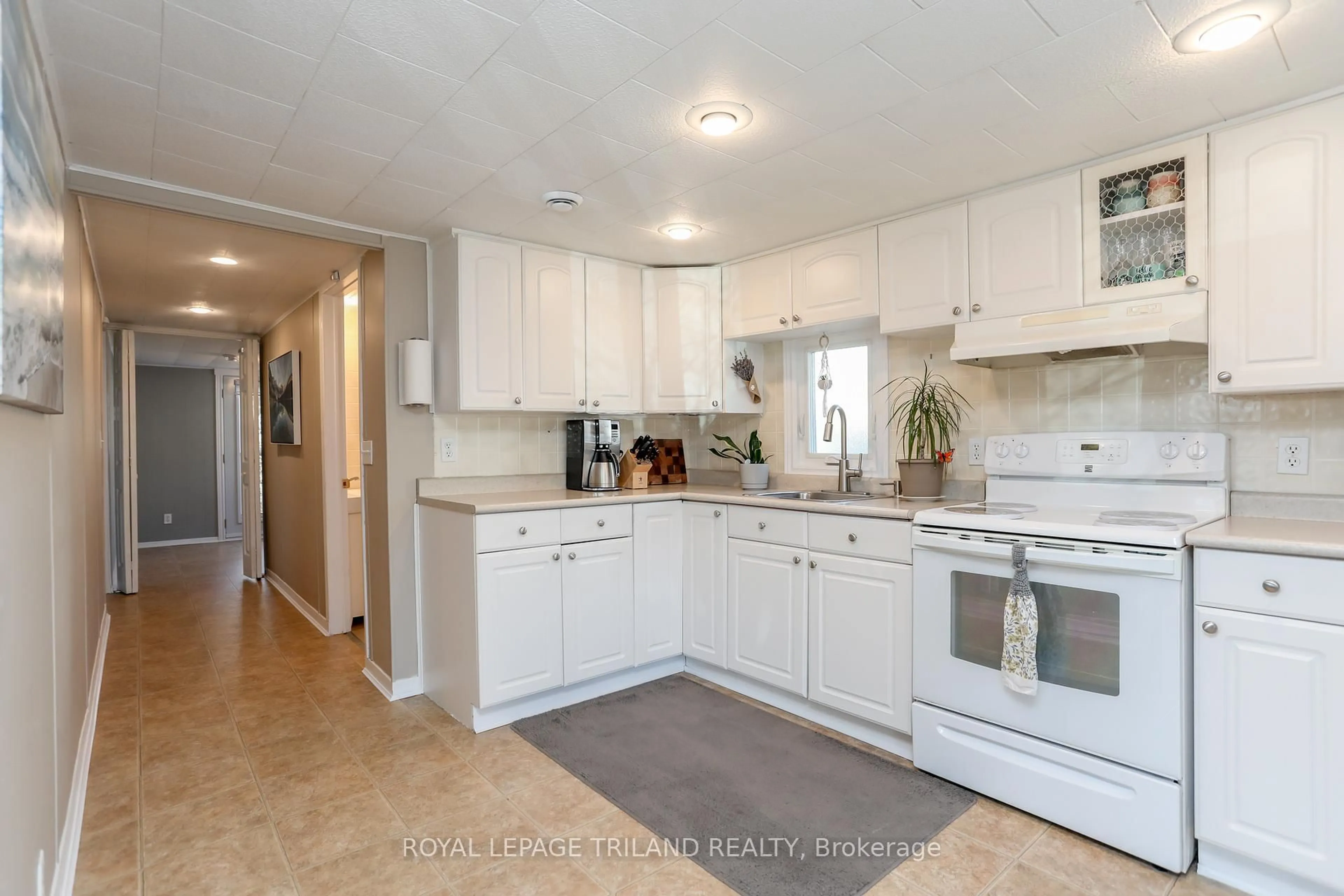 Open concept kitchen, ceramic/tile floor for 33 Pitt St #43, Bayham Ontario N0J 1T0