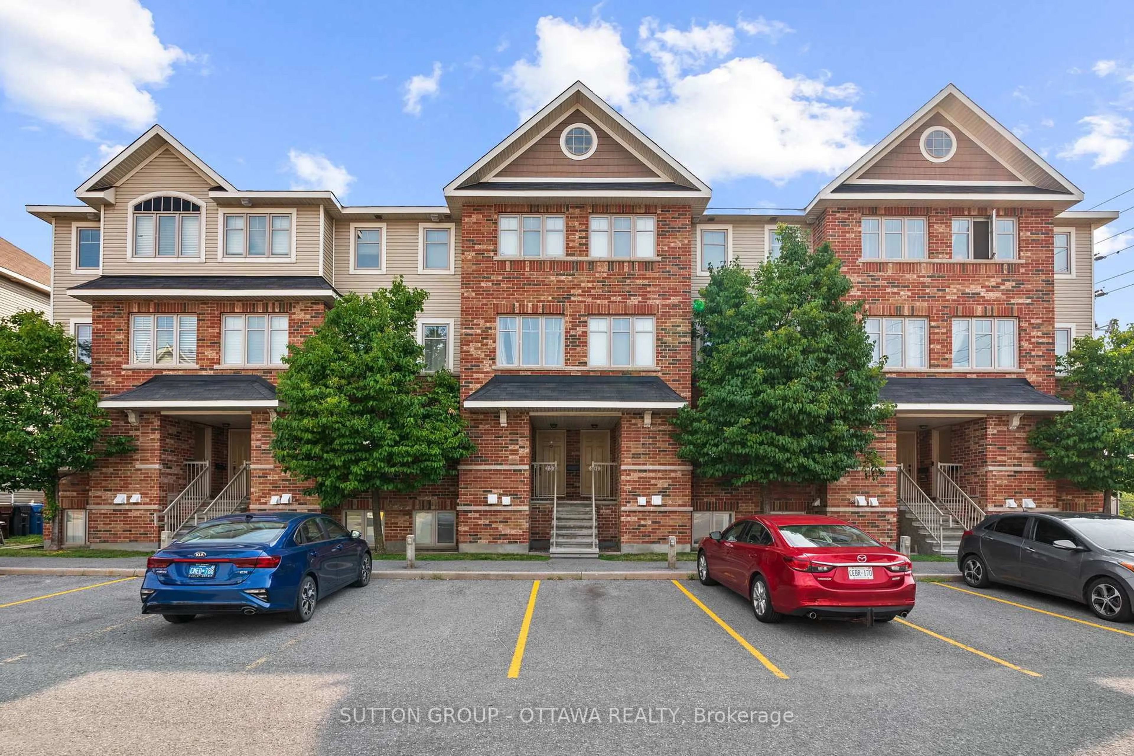 A pic from outside/outdoor area/front of a property/back of a property/a pic from drone, street for 159 Keltie Private, Ottawa Ontario K2J 0A1
