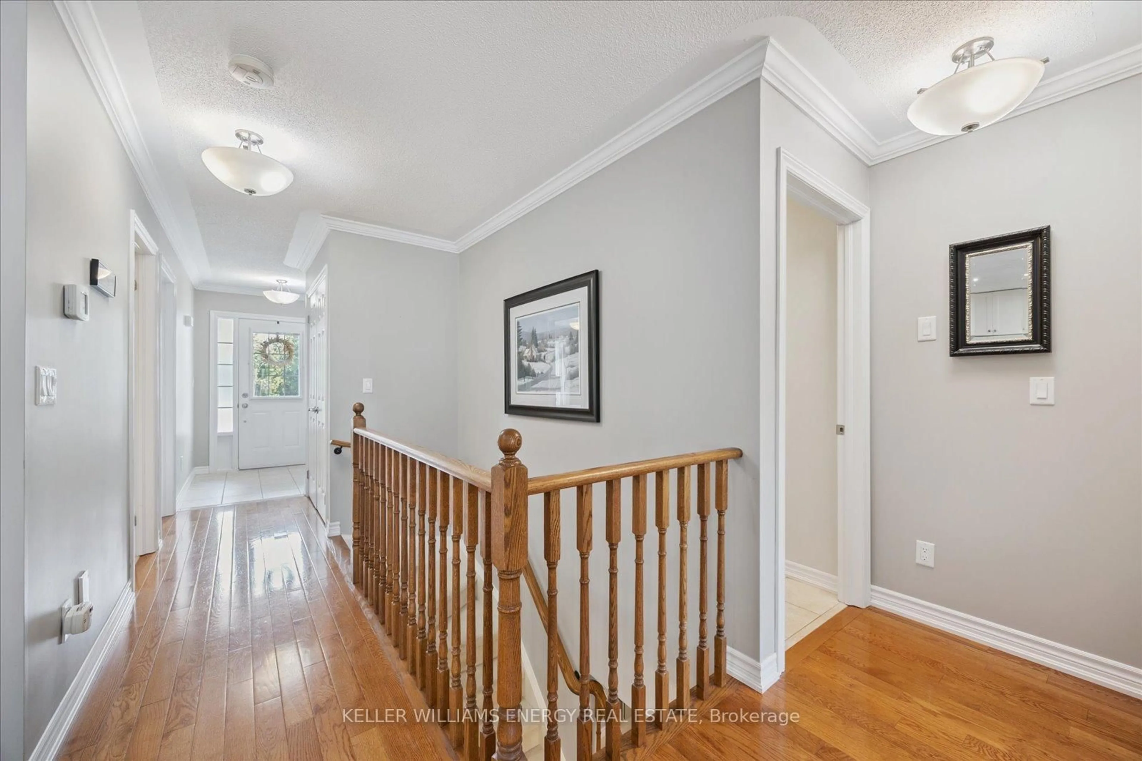 Indoor foyer for 2 Austin Crt, Port Hope Ontario L1A 0A6
