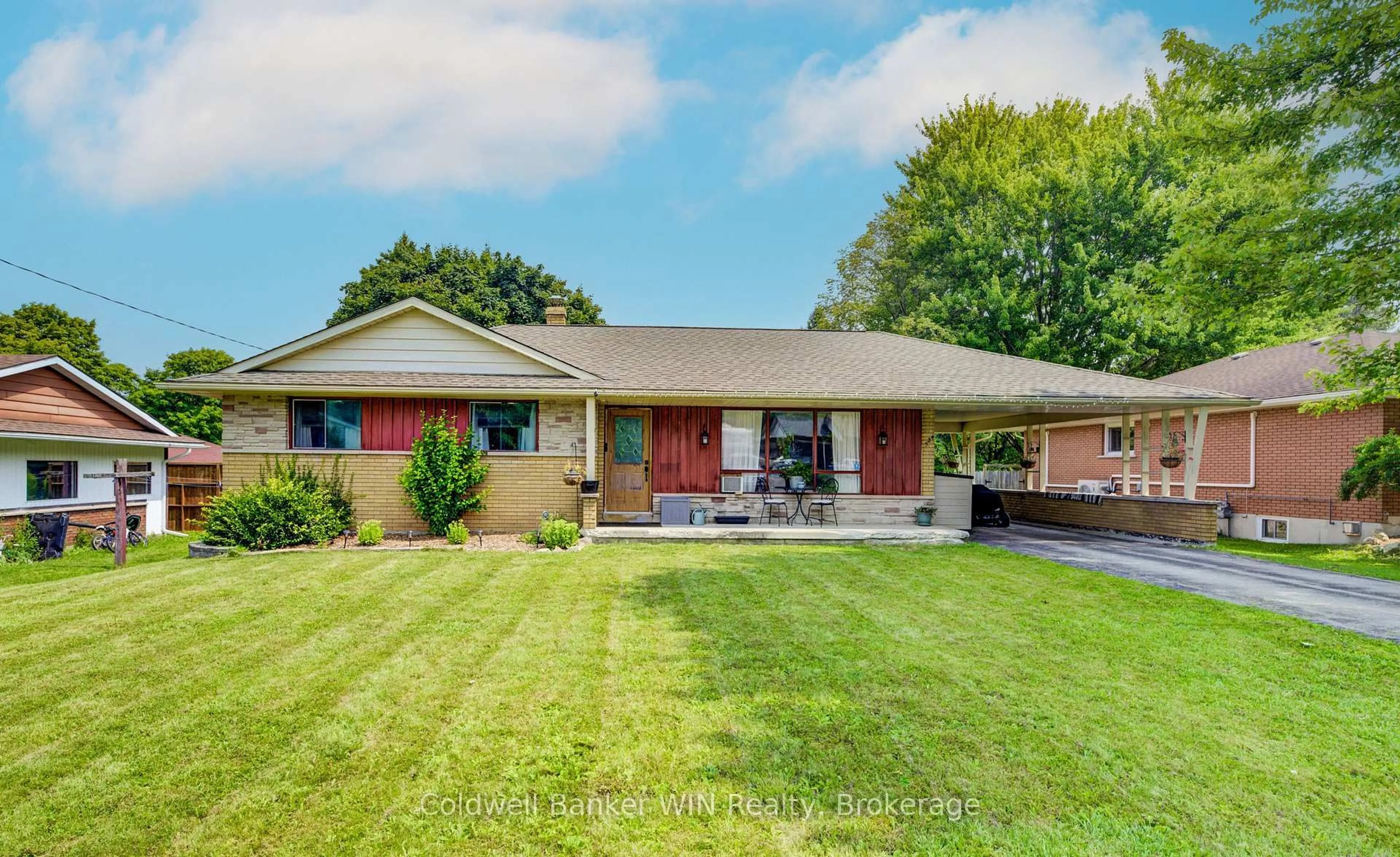 Home with brick exterior material, street for 324 Egremont St, Wellington North Ontario N0G 2L2
