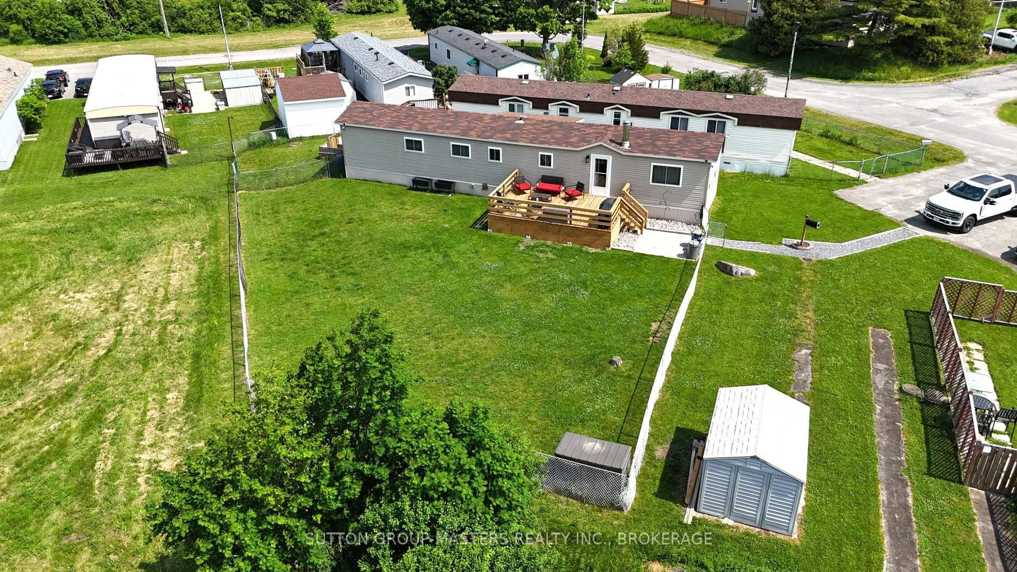 A pic from outside/outdoor area/front of a property/back of a property/a pic from drone, building for 30 Kapyong Cres, Kingston Ontario K7K 5T5