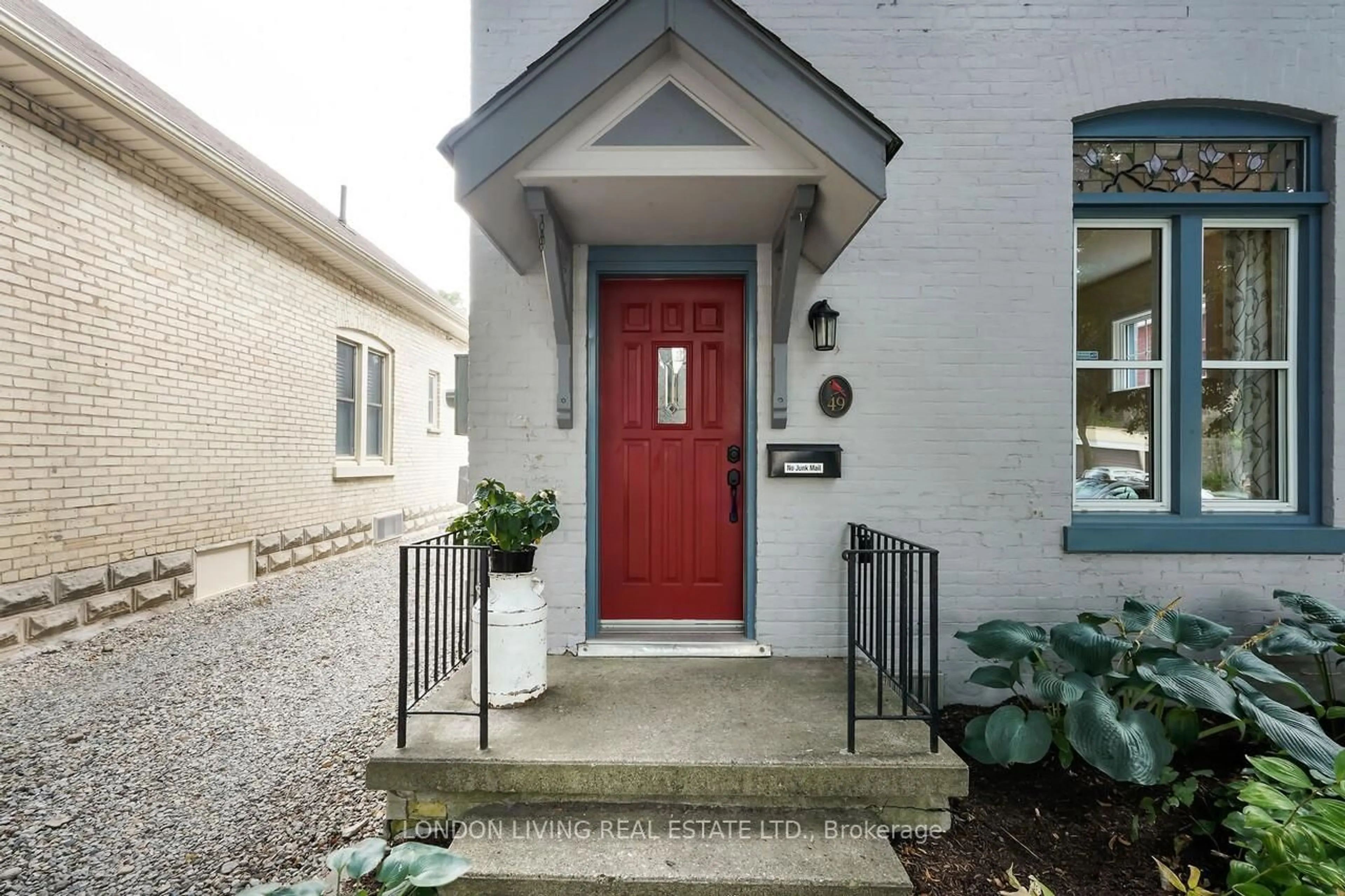Indoor entryway for 49 Askin St, London South Ontario N6C 1E5