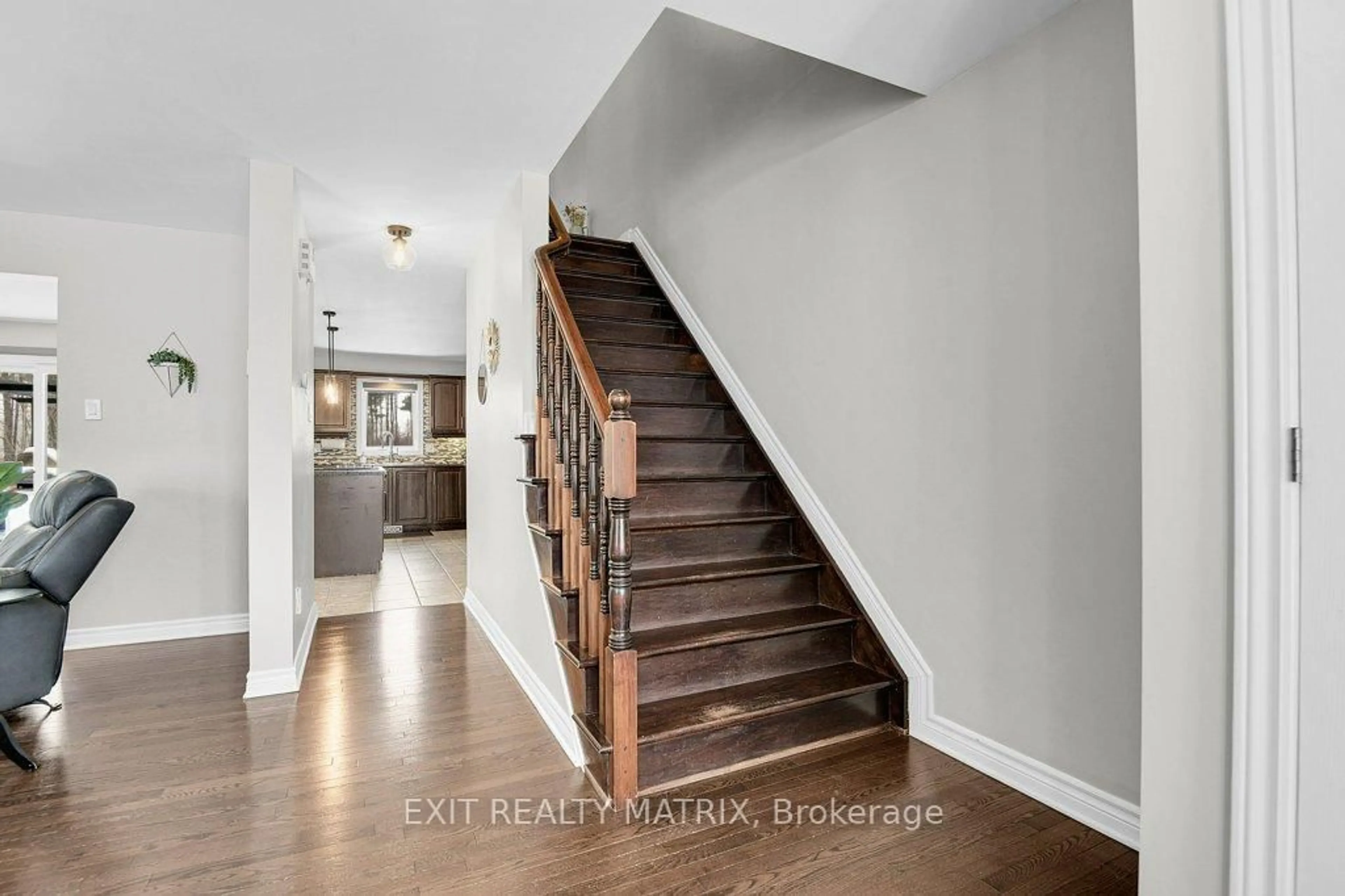 Stairs for 60 Constantineau St, The Nation Ontario K0A 2M0