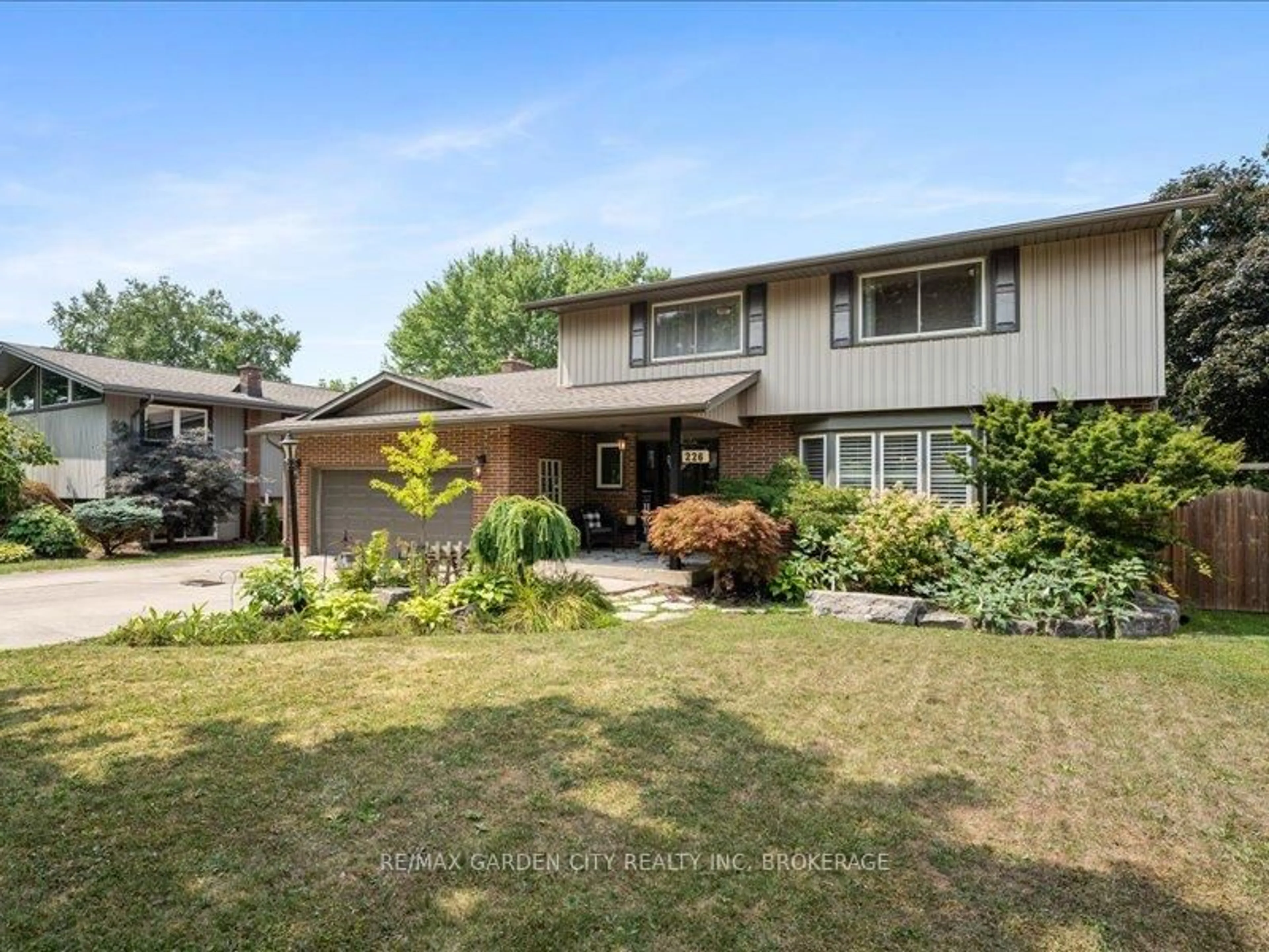 Unknown for 226 Riverview Blvd, St. Catharines Ontario L2T 3M8