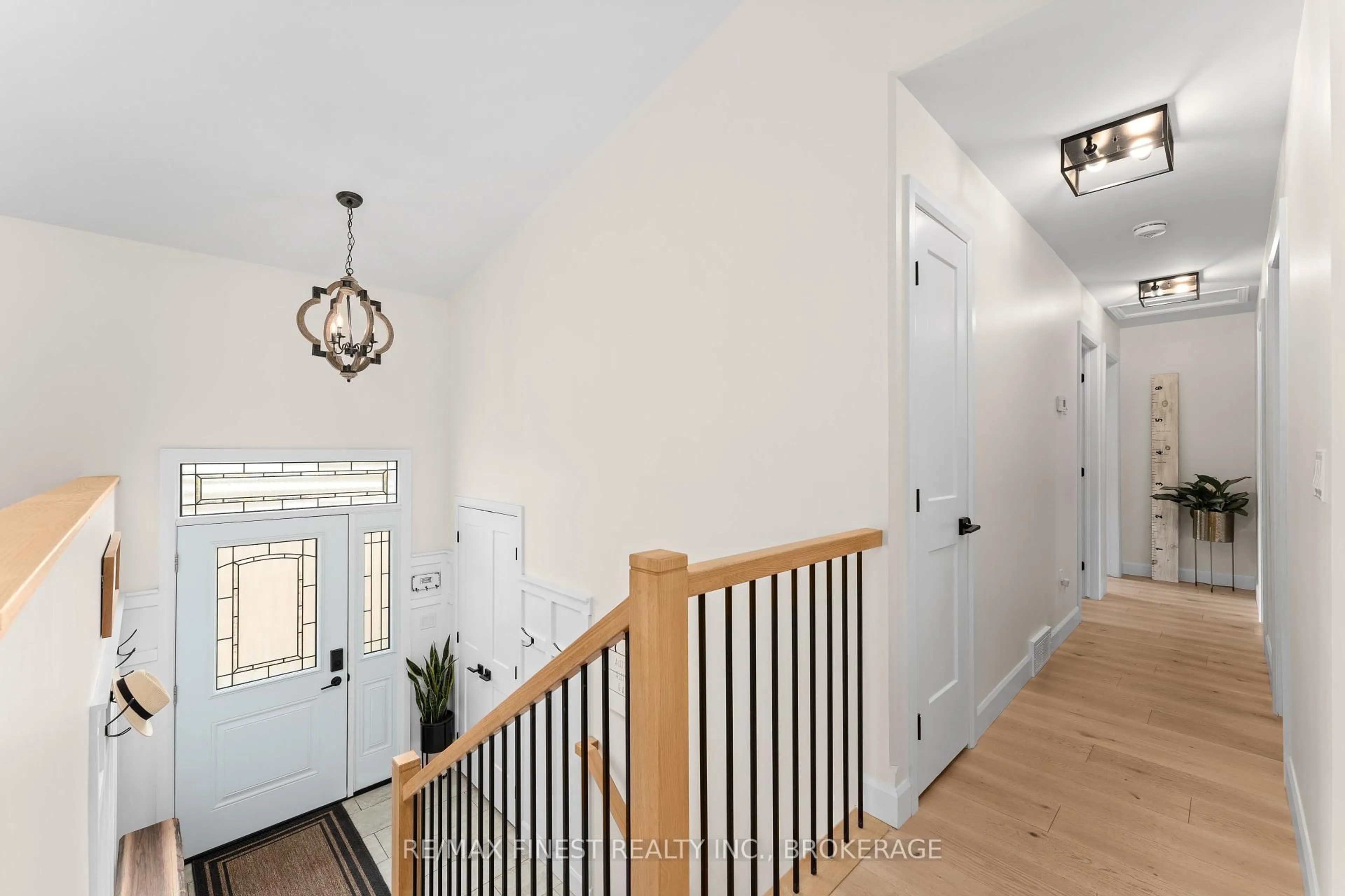 Indoor entryway for 441 Petworth Rd, Yarker Ontario K0K 3N0