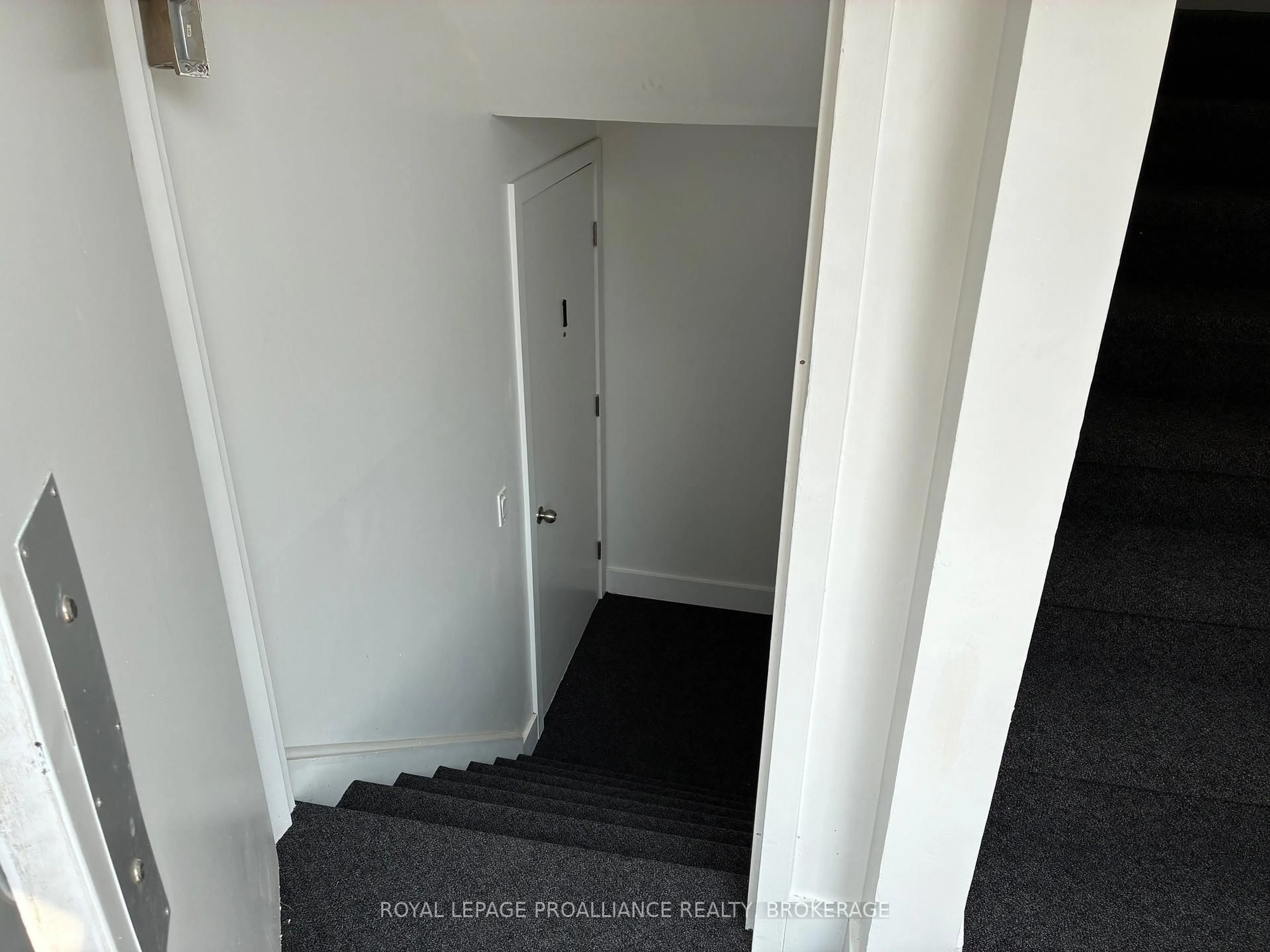A pic of a room for 565 Emma St, Gananoque Ontario K7G 2Y6