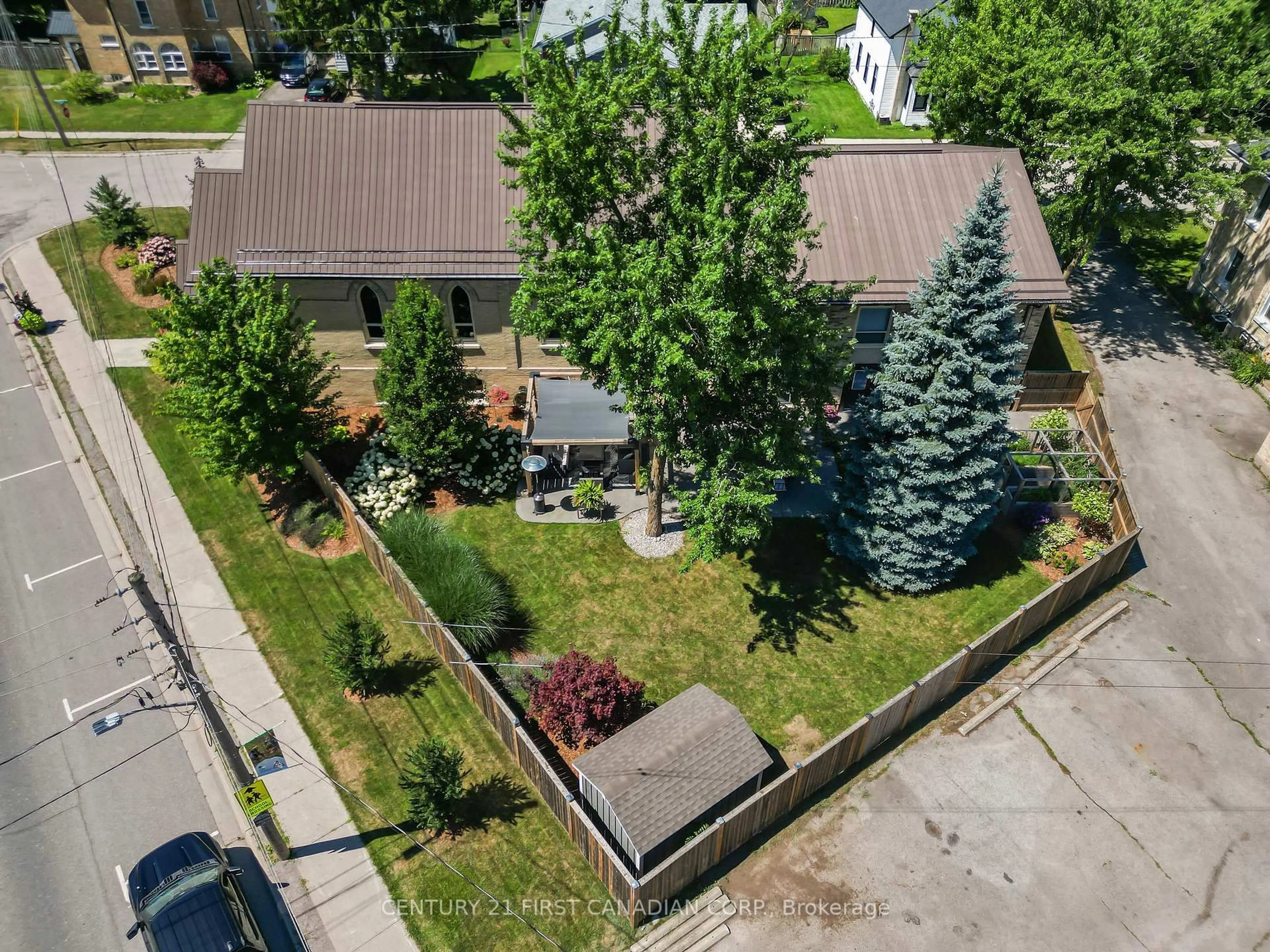 A pic from outside/outdoor area/front of a property/back of a property/a pic from drone, street for 142 Main St, Lucan Biddulph Ontario N0M 2J0