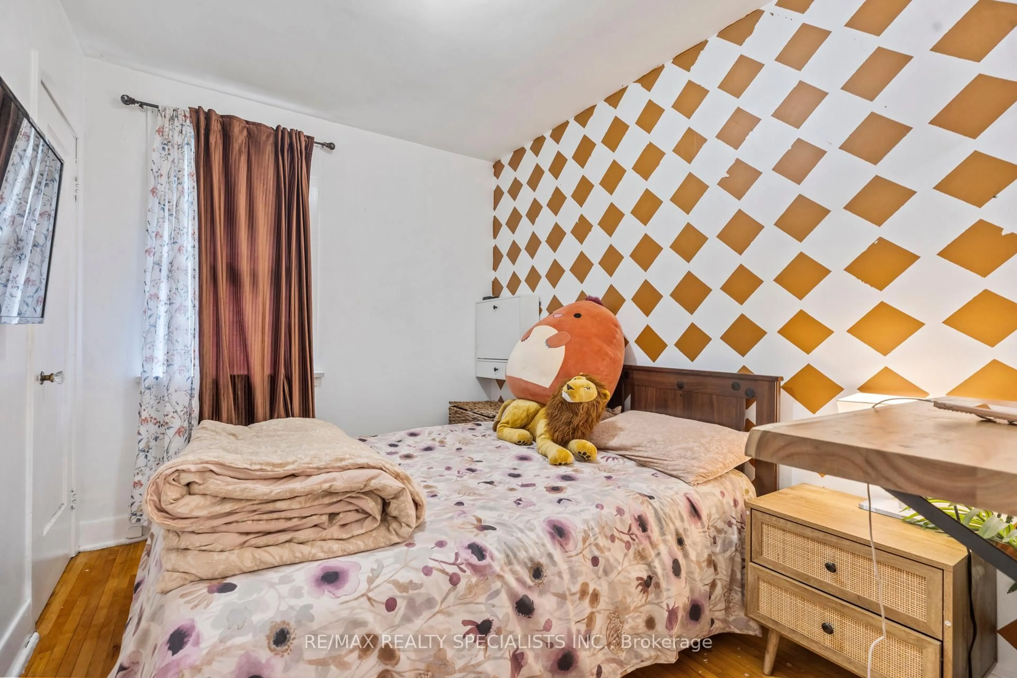 Bedroom with bed, unknown for 1374 Wilton Ave, London East Ontario N5W 2H6